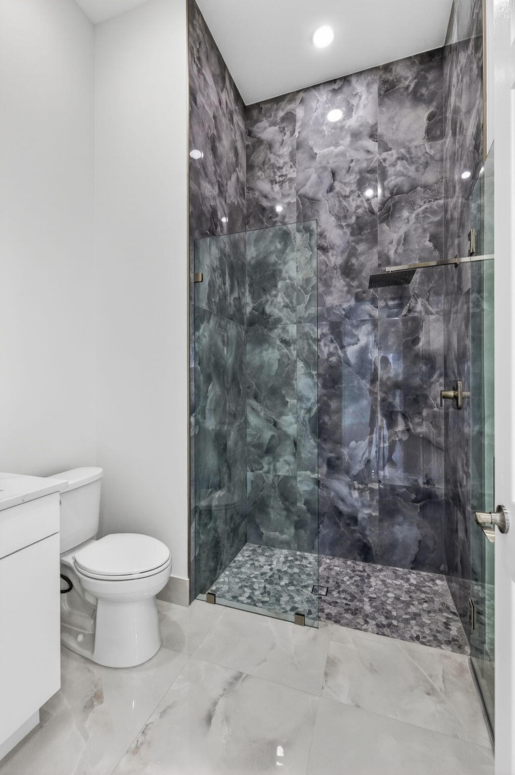 6935 Fairway Lakes Drive