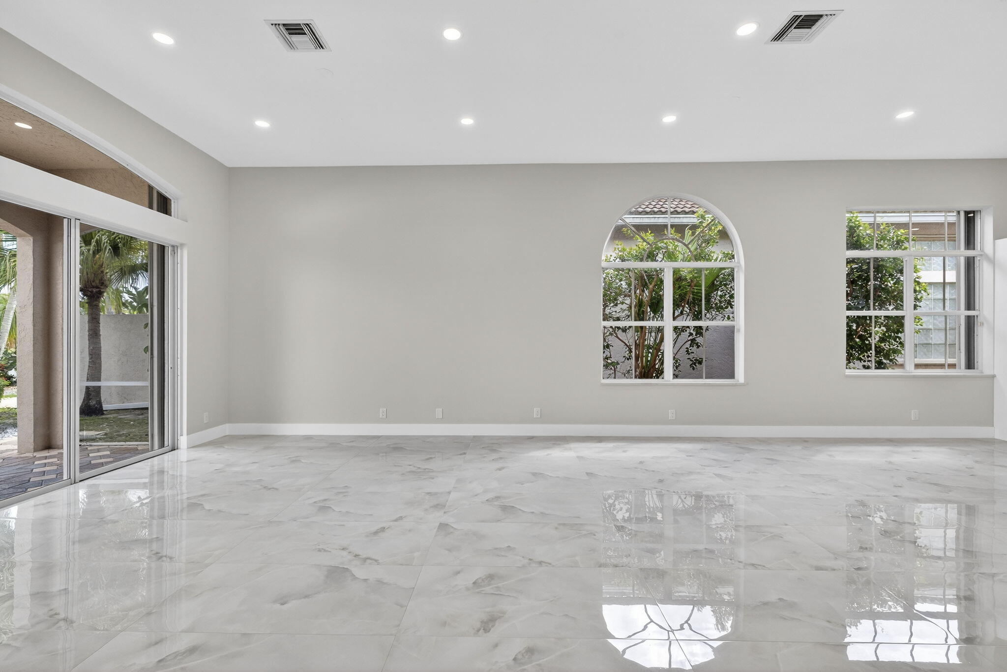 6935 Fairway Lakes Drive