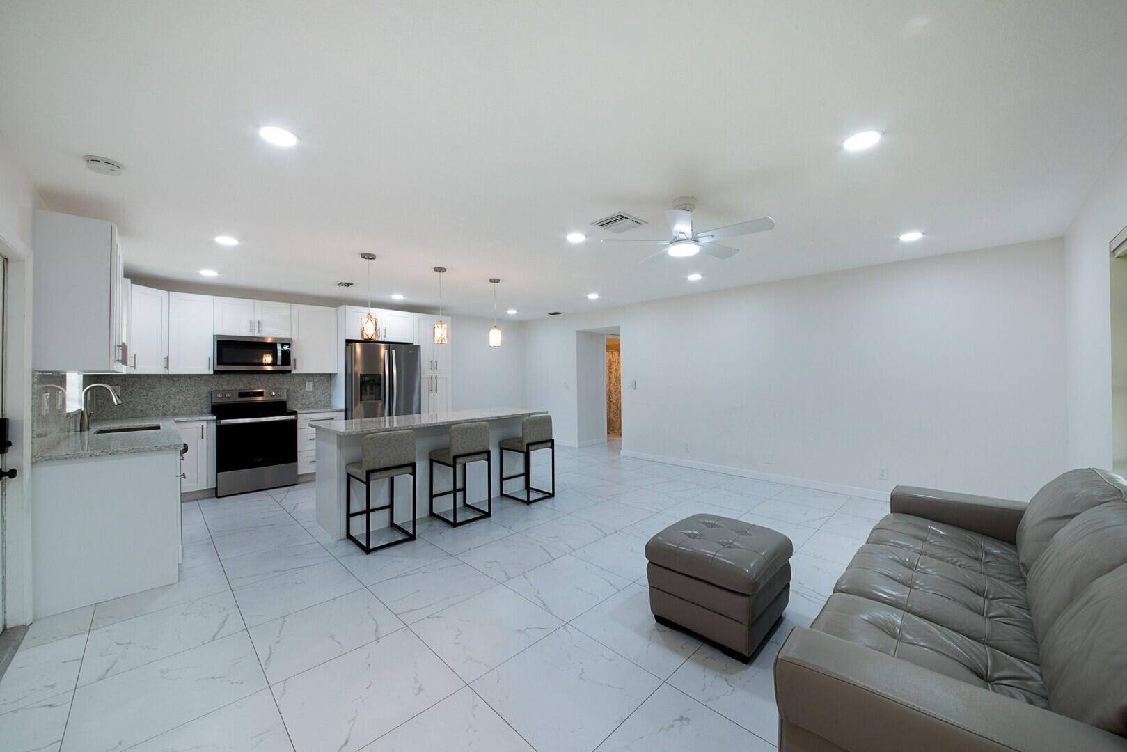 5220 Nesting Way D