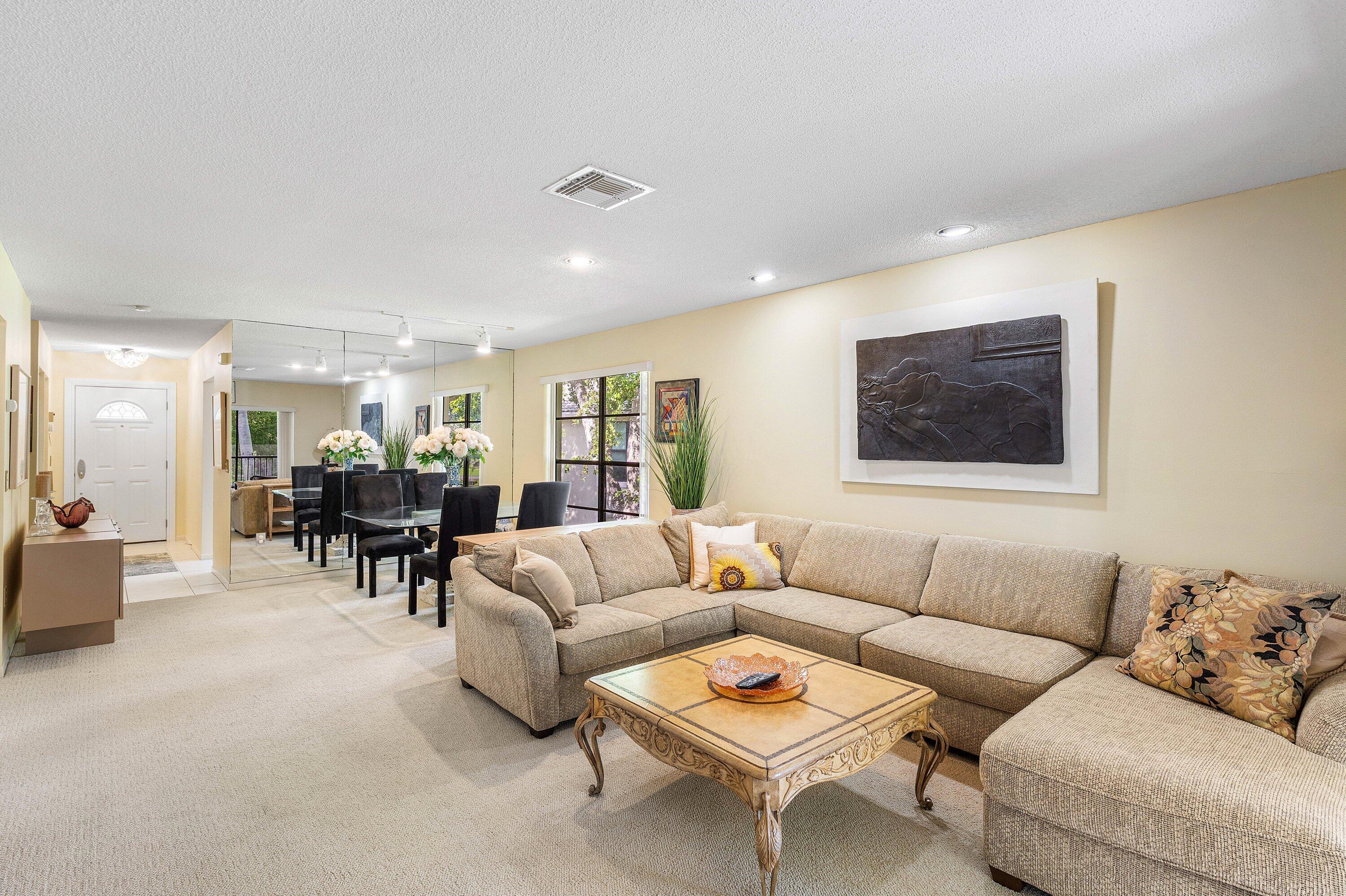 29 Stratford Lane West Unit B