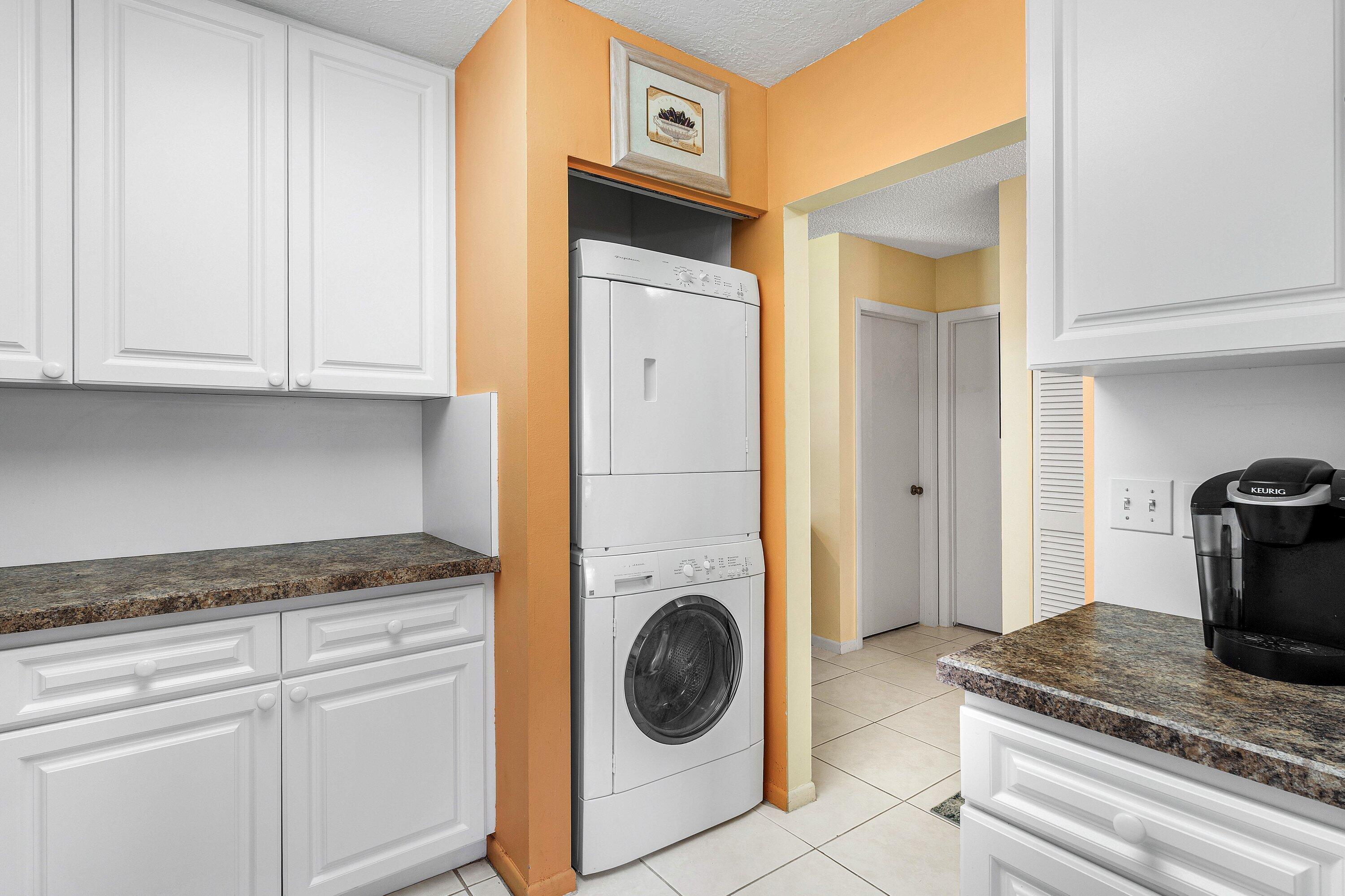 29 Stratford Lane West Unit B