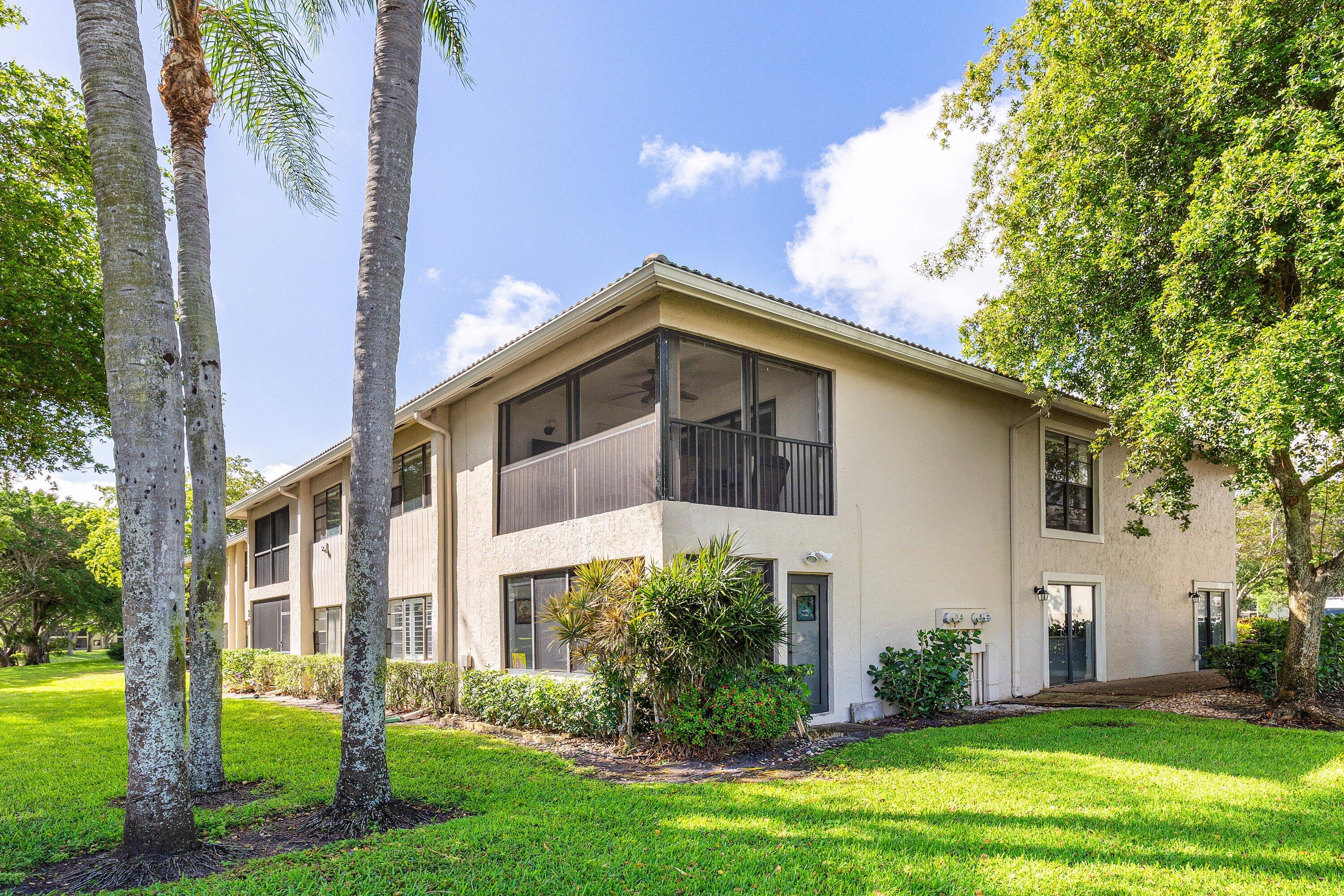 29 Stratford Lane West Unit B