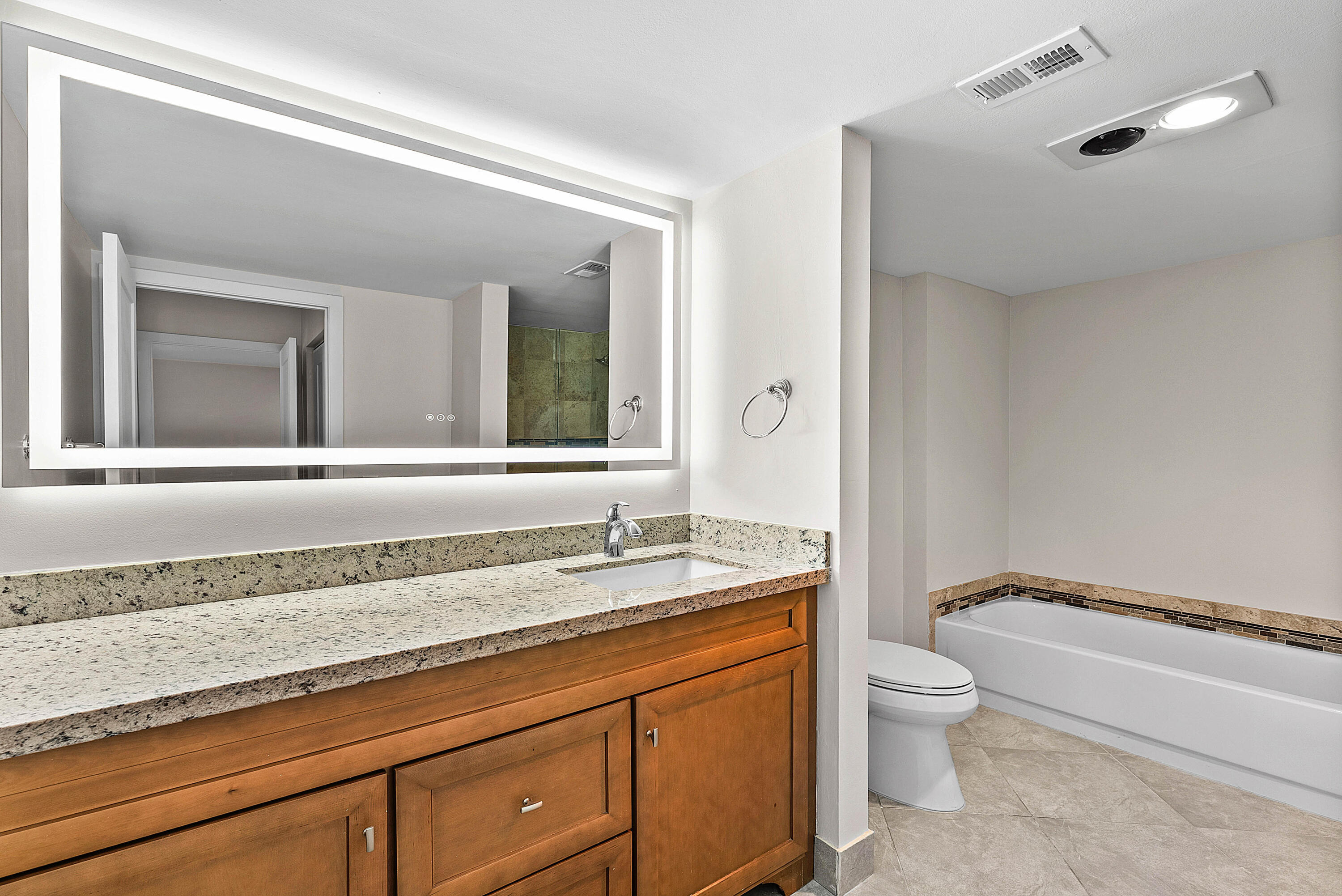 24 Stratford Drive E Unit F