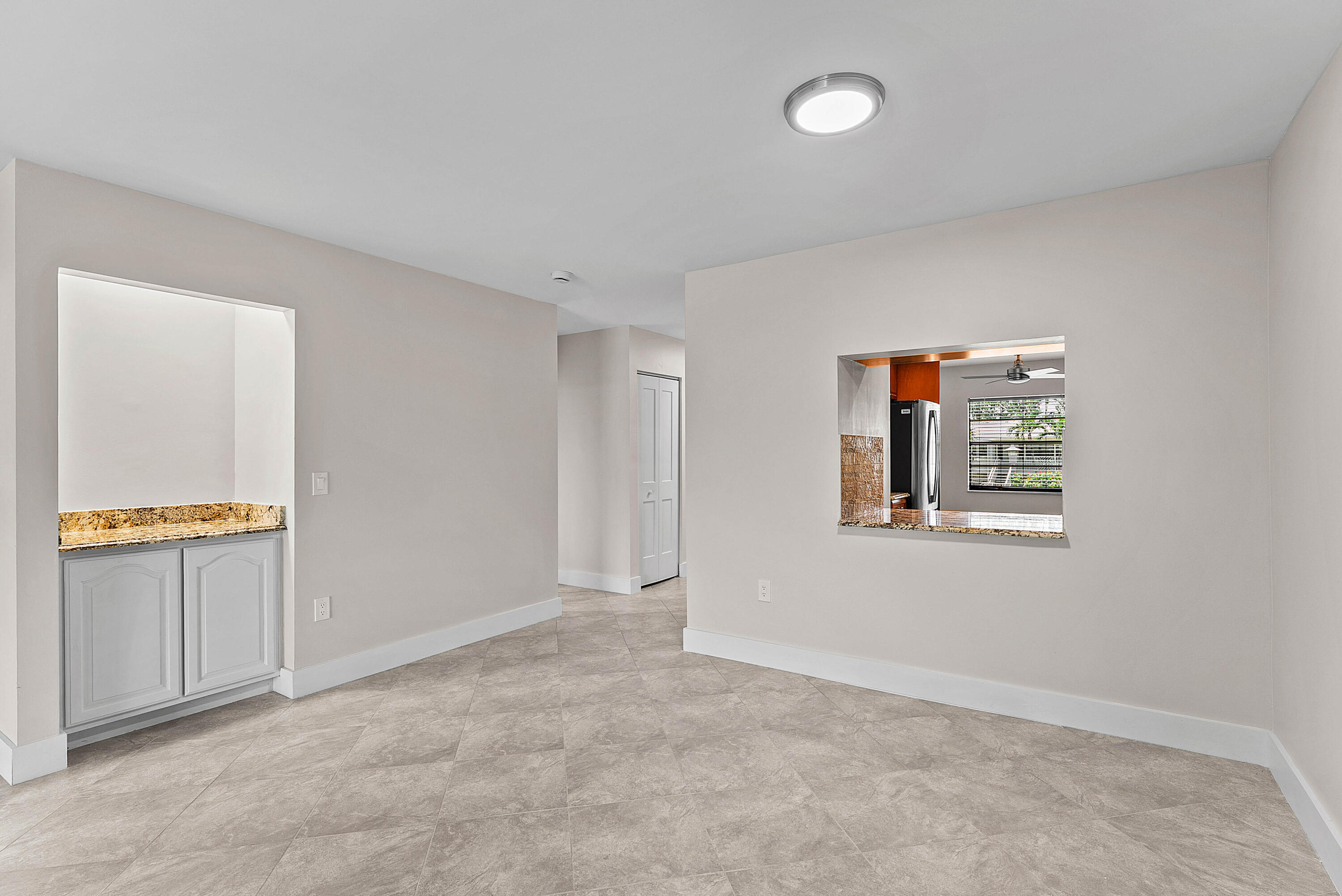 24 Stratford Drive E Unit F