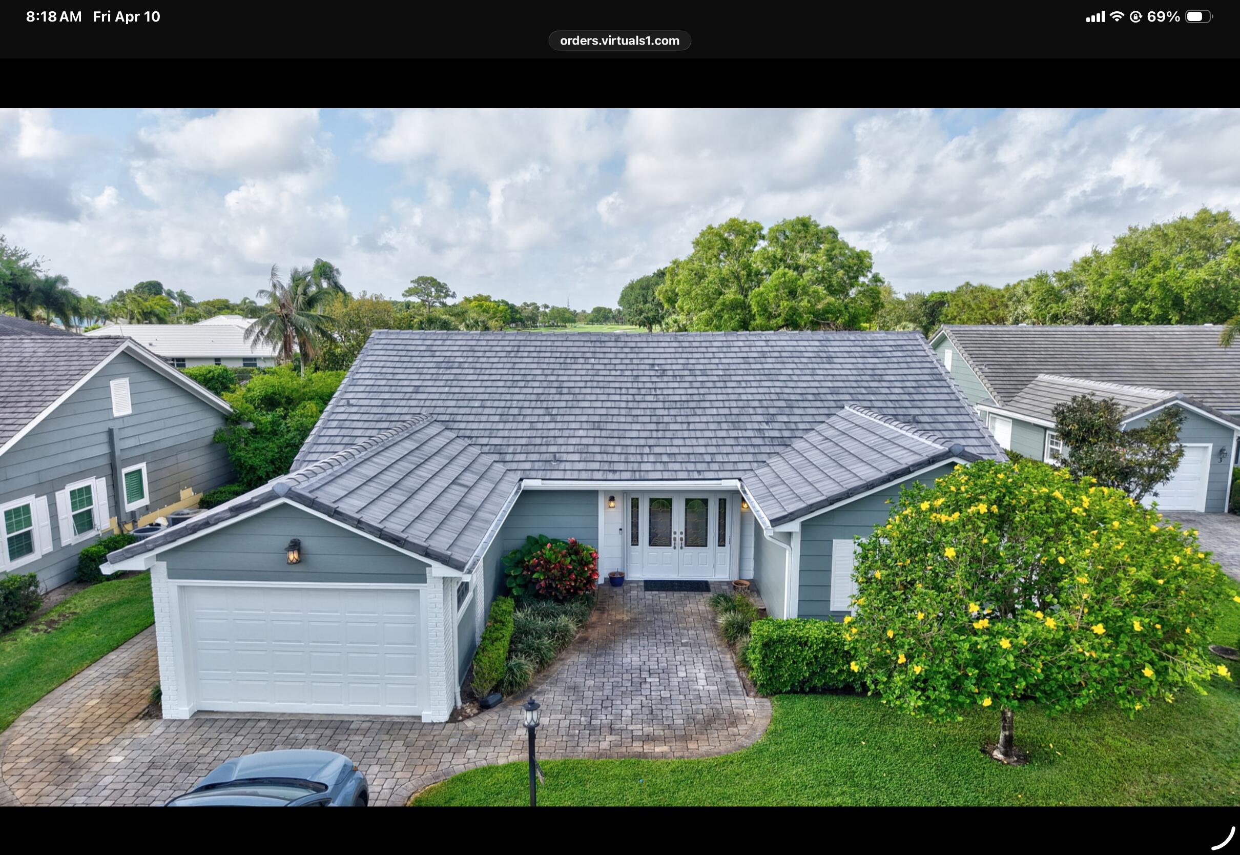 2 Holly Drive