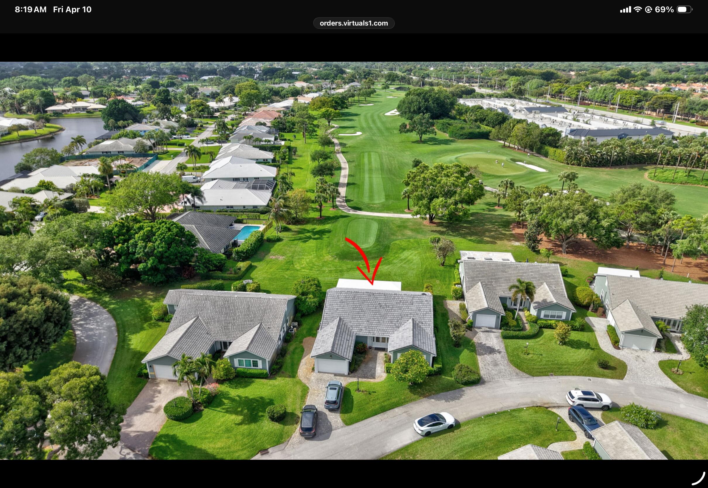 2 Holly Drive