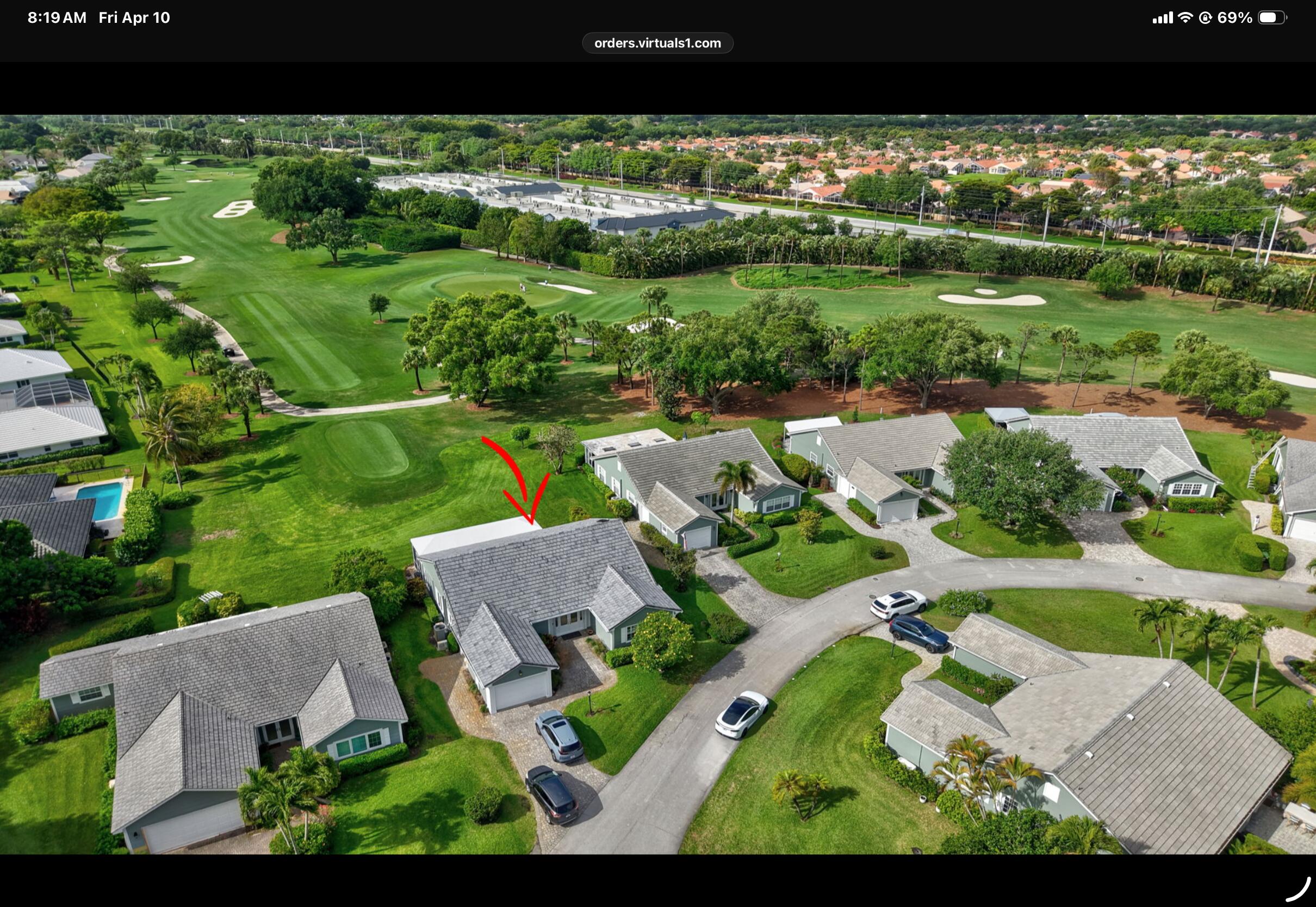 2 Holly Drive