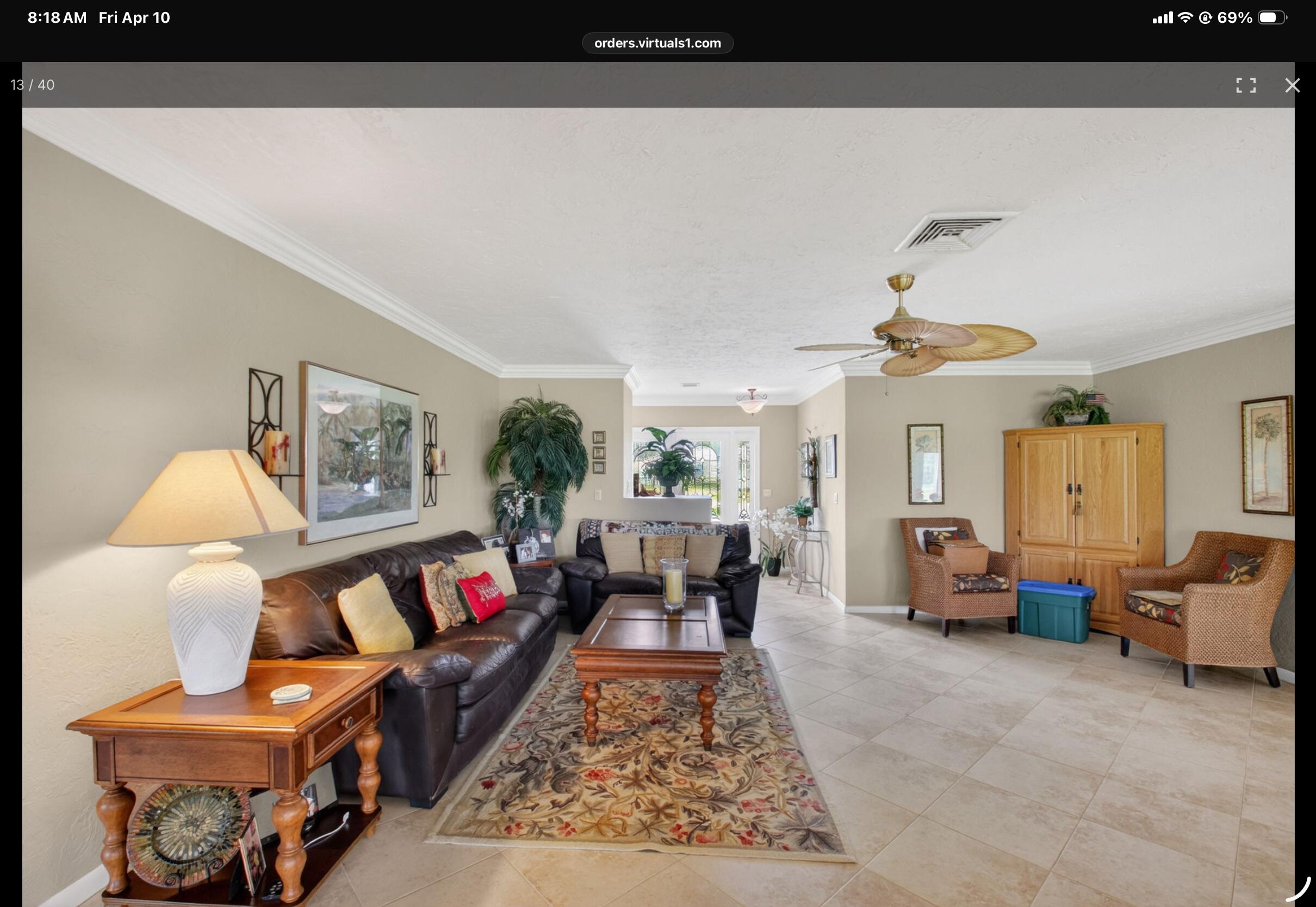 2 Holly Drive