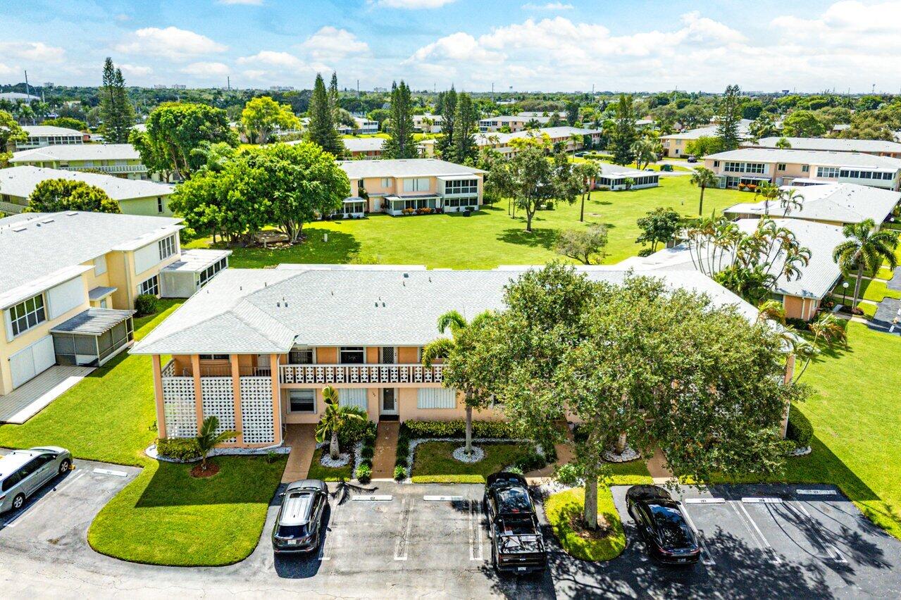 1541 NW 20th Avenue 101
