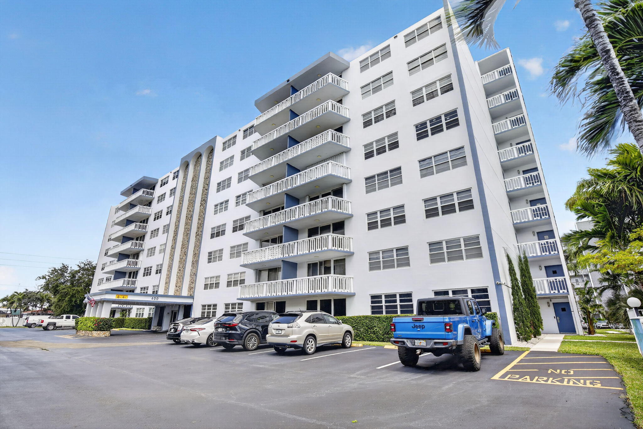 400 NE 12th Avenue 405