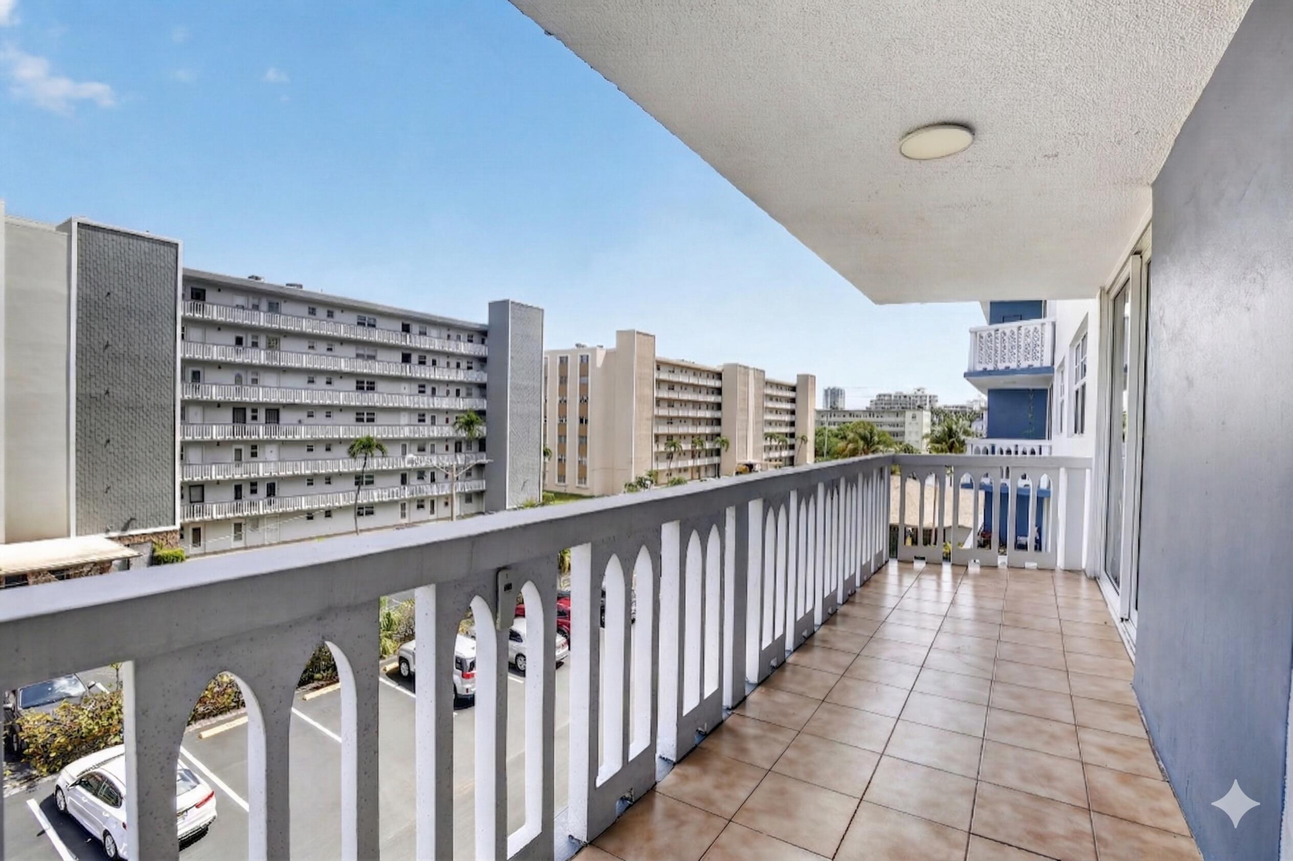 400 NE 12th Avenue 405
