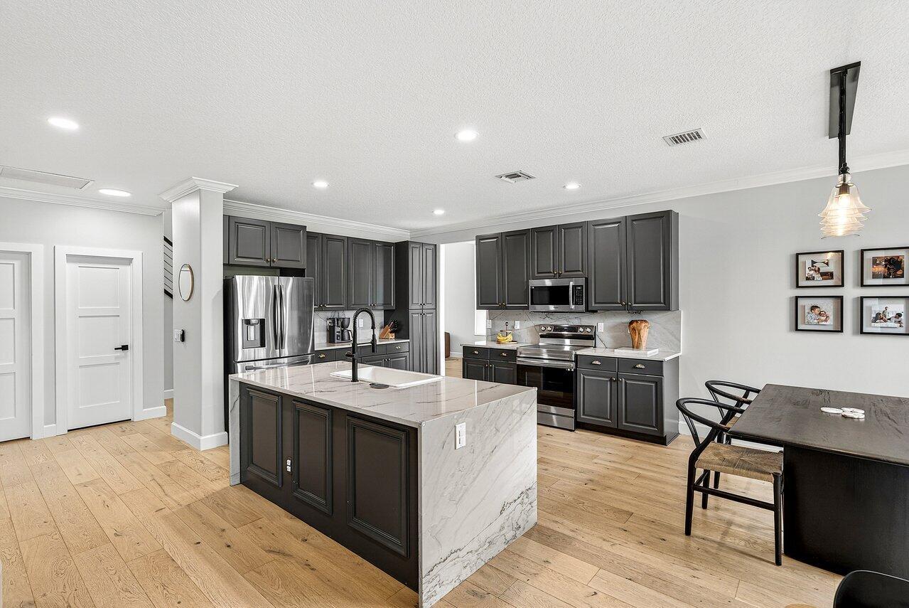 12118 Colony Preserve Drive