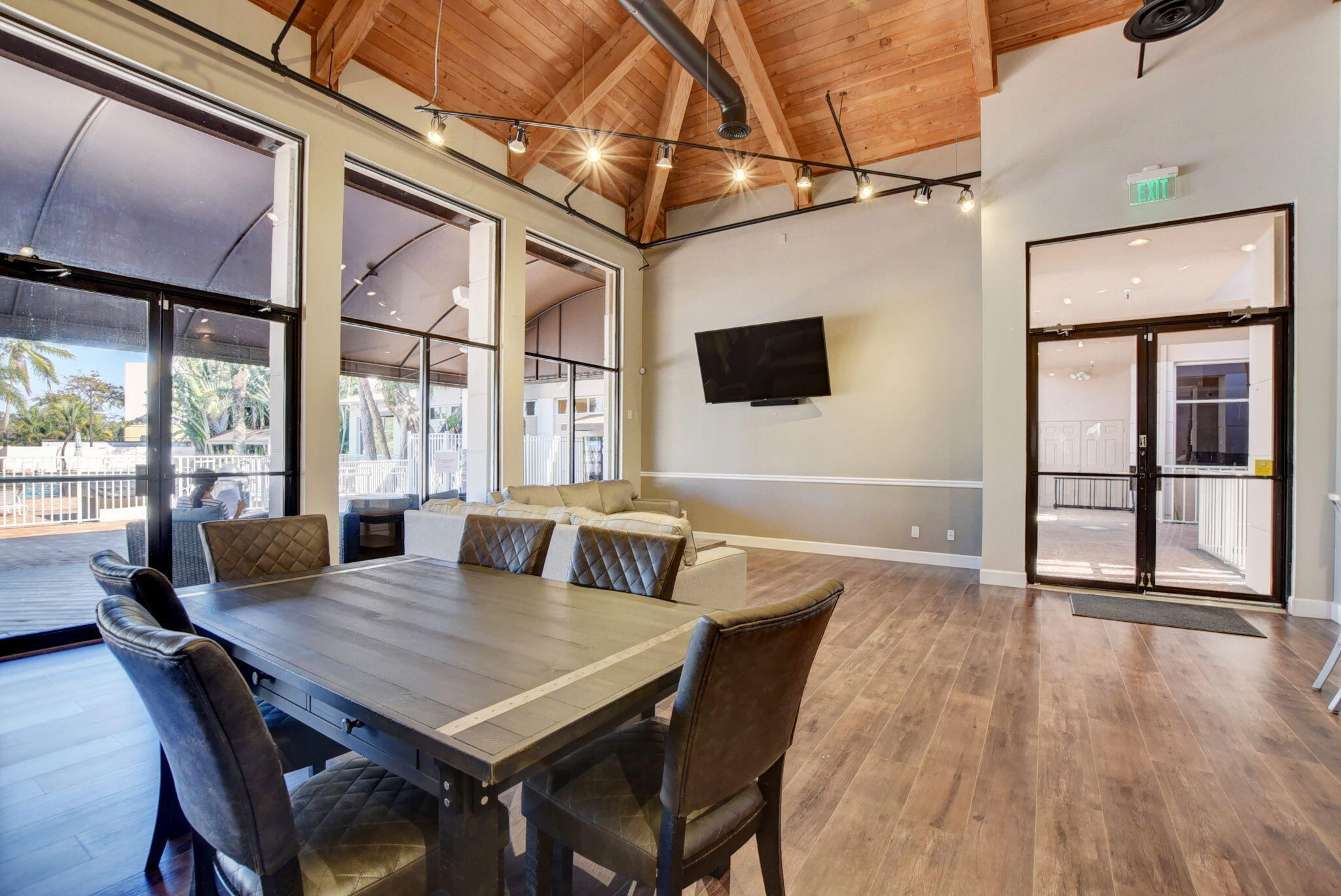 20803 Cabrillo Way