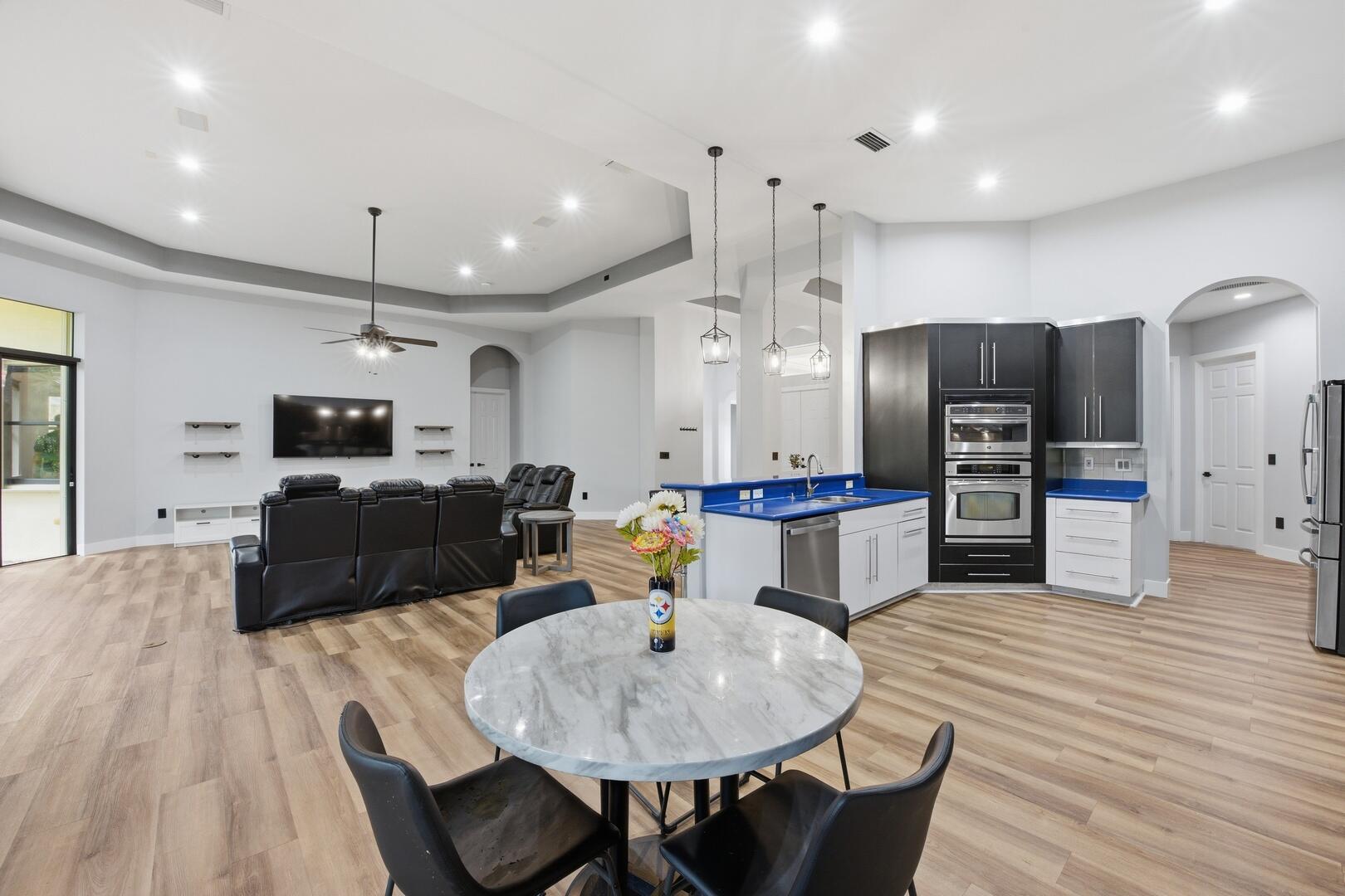 6983 Antinori Lane