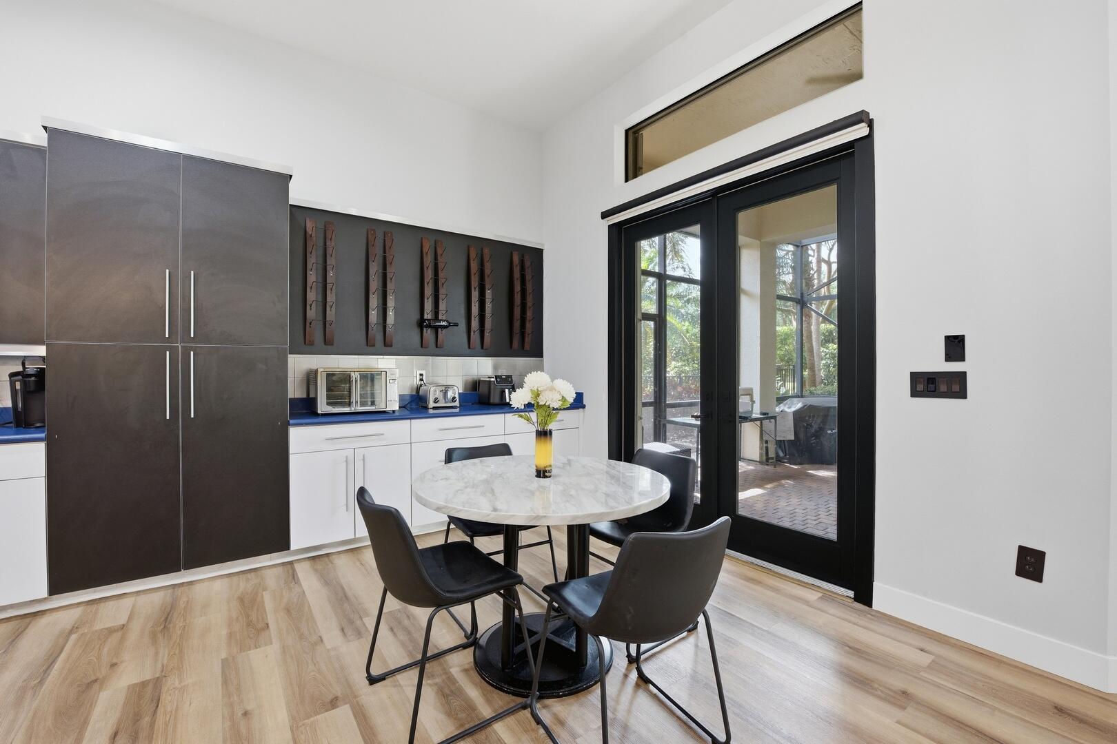 6983 Antinori Lane
