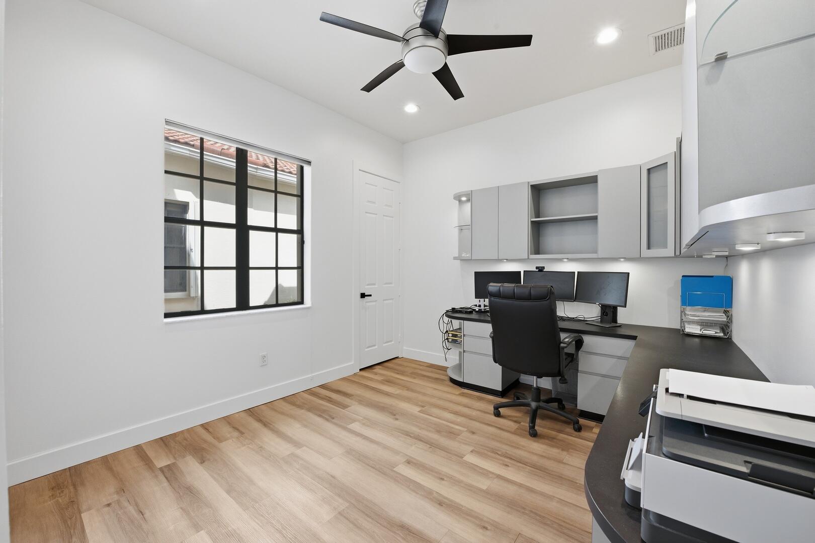 6983 Antinori Lane
