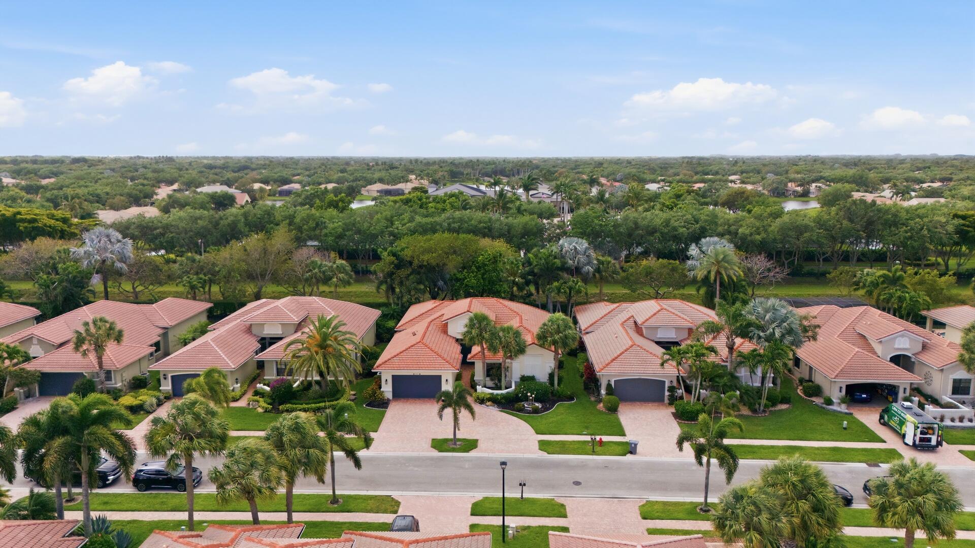 6983 Antinori Lane