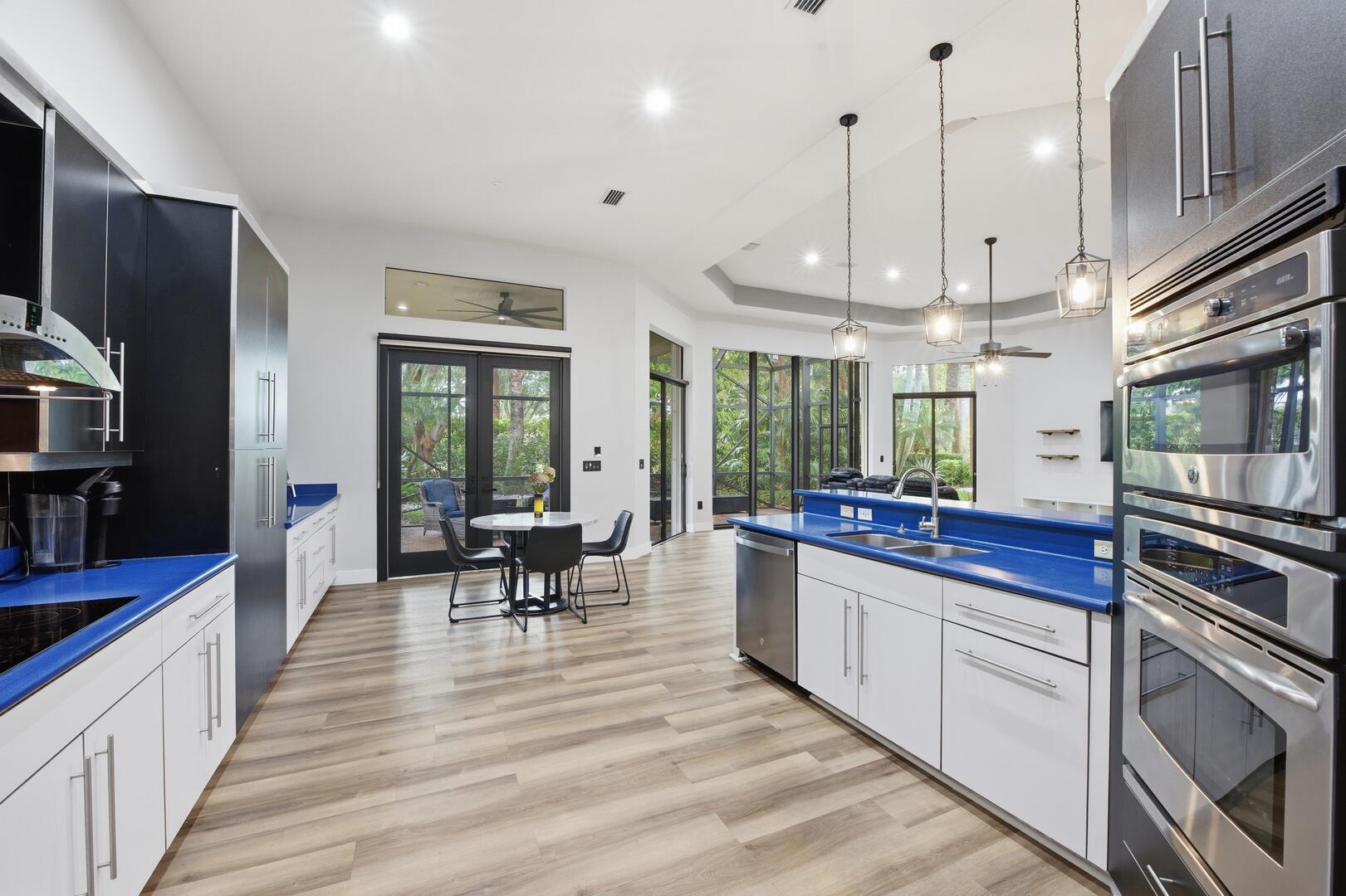 6983 Antinori Lane