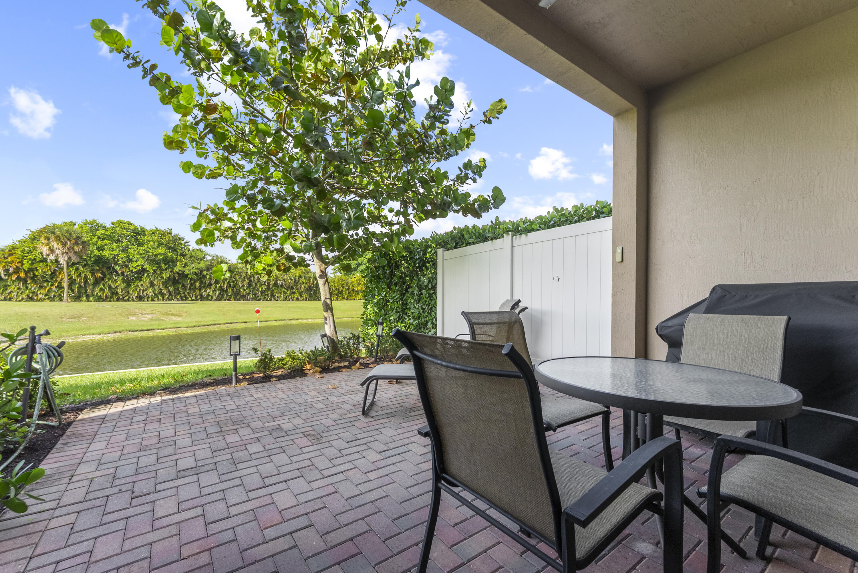 9941 Brickhill Drive