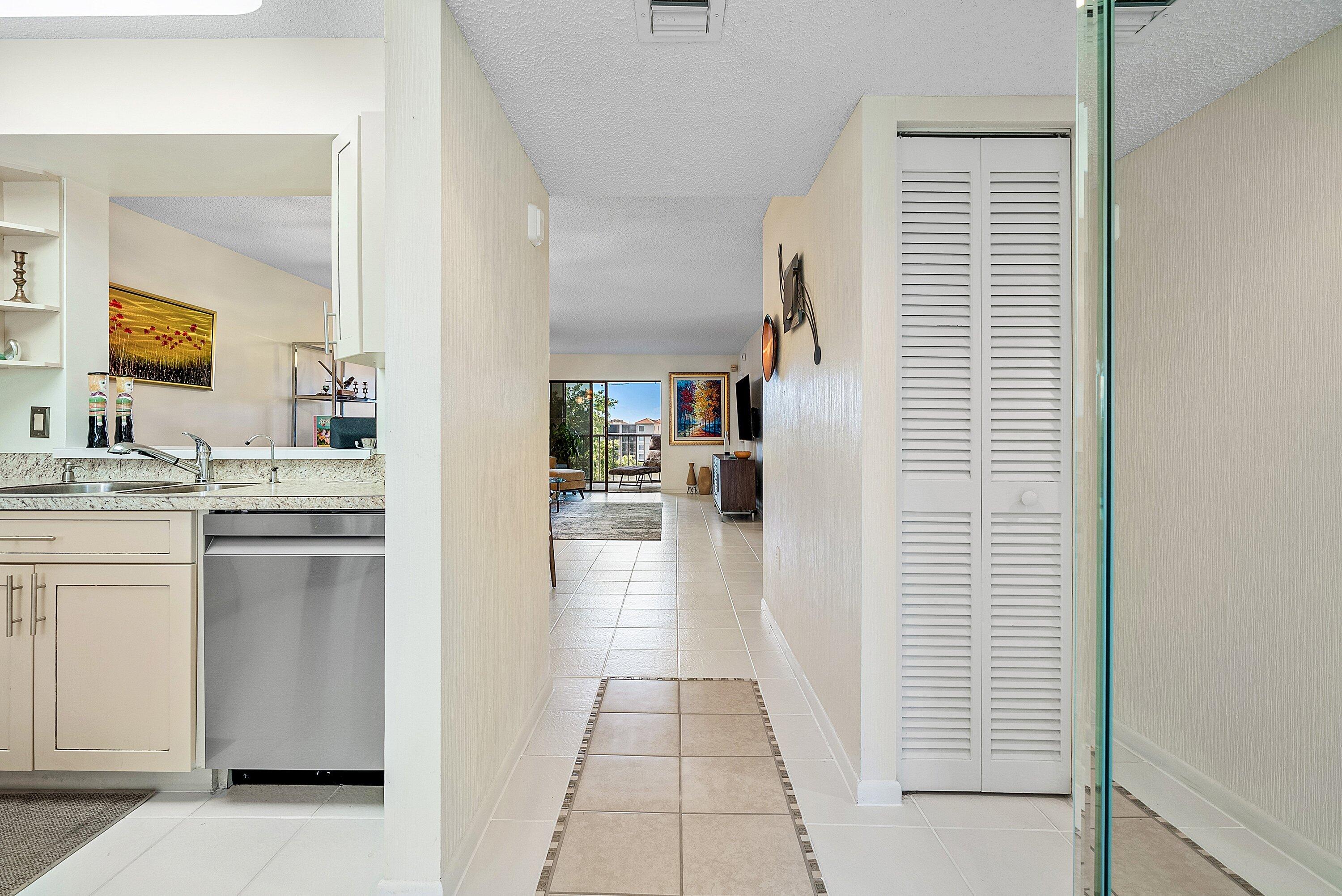 6065 Pointe Regal Circle