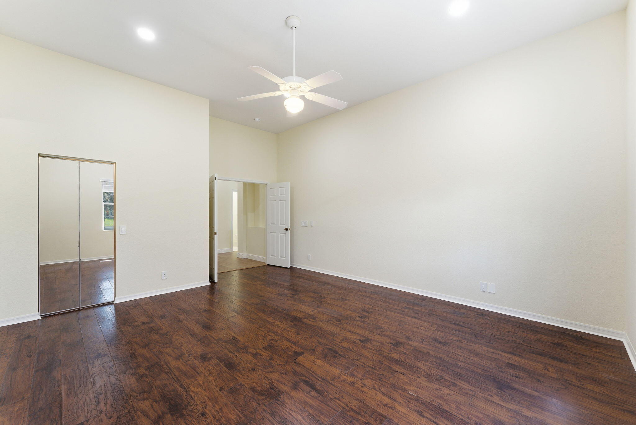 1112 Skylark Drive