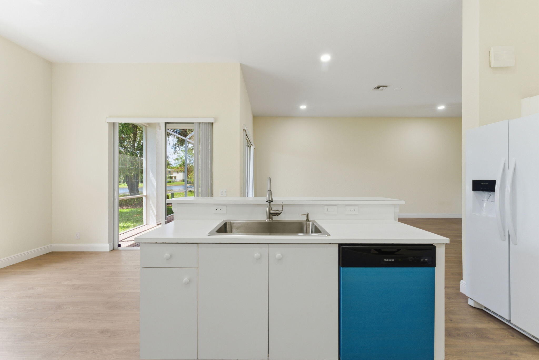 1112 Skylark Drive