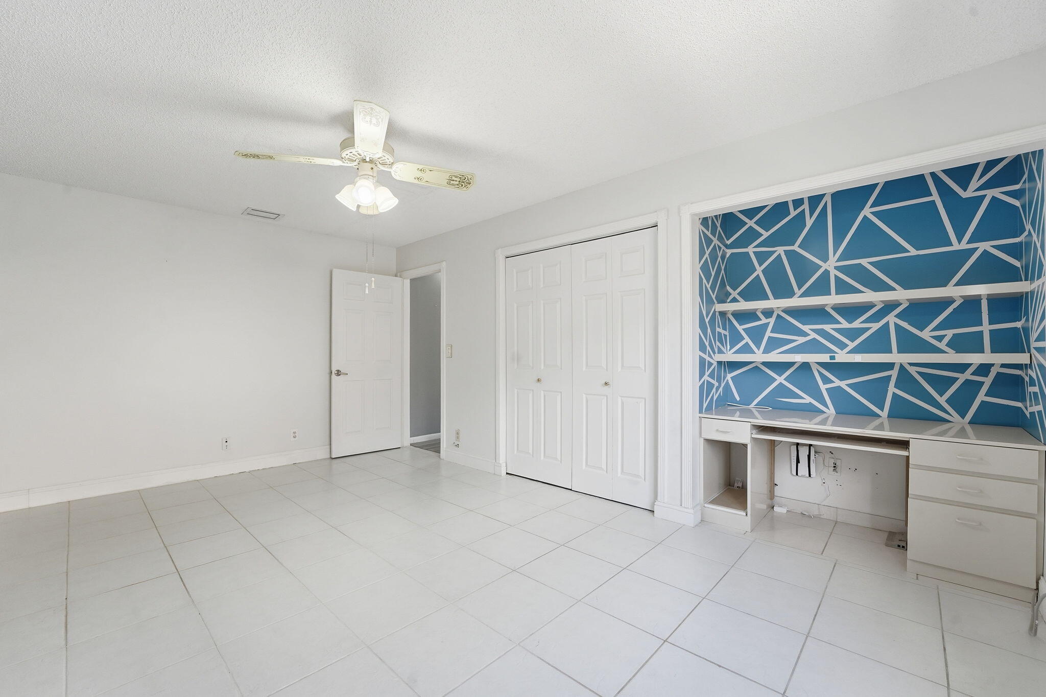 9284 Laurel Green Drive