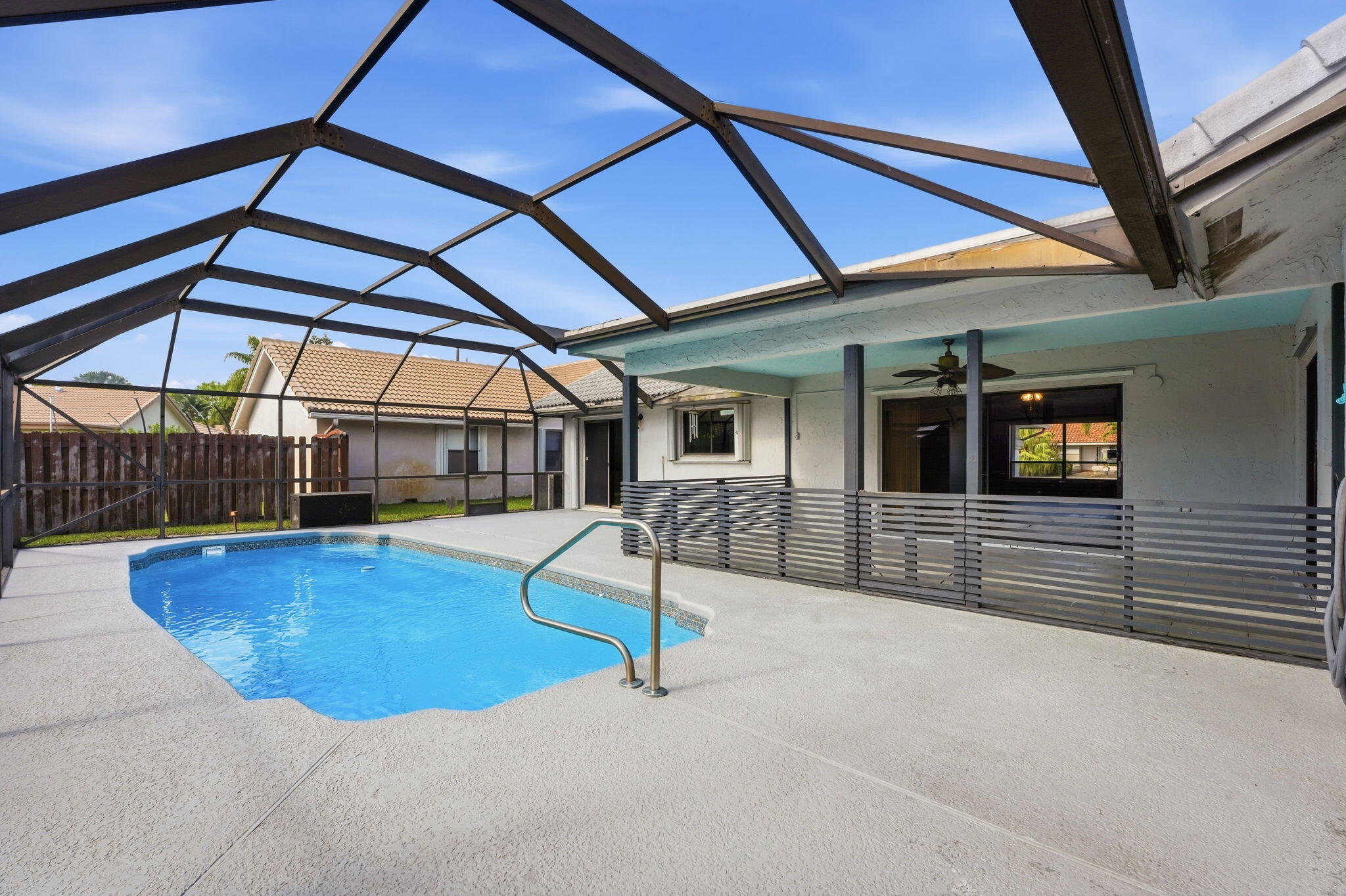 9284 Laurel Green Drive