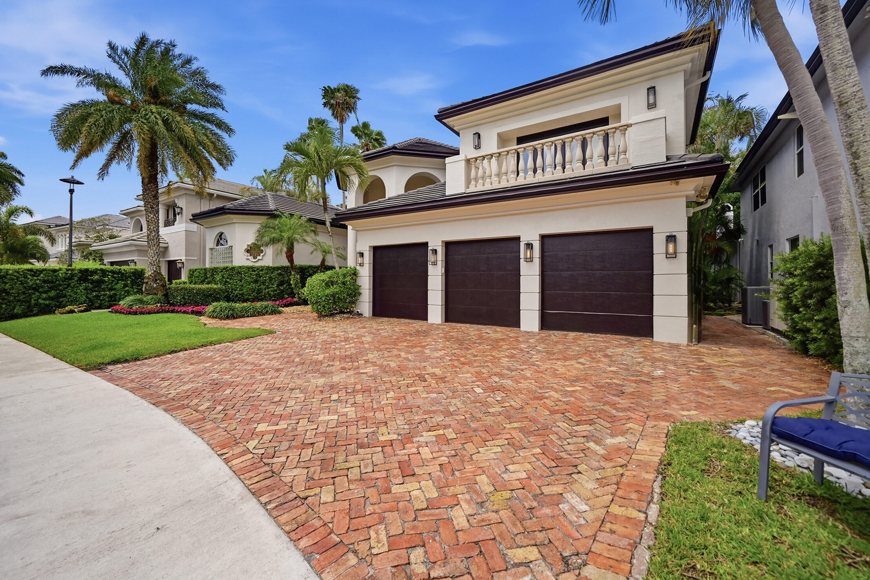 2425 NW 49th Lane