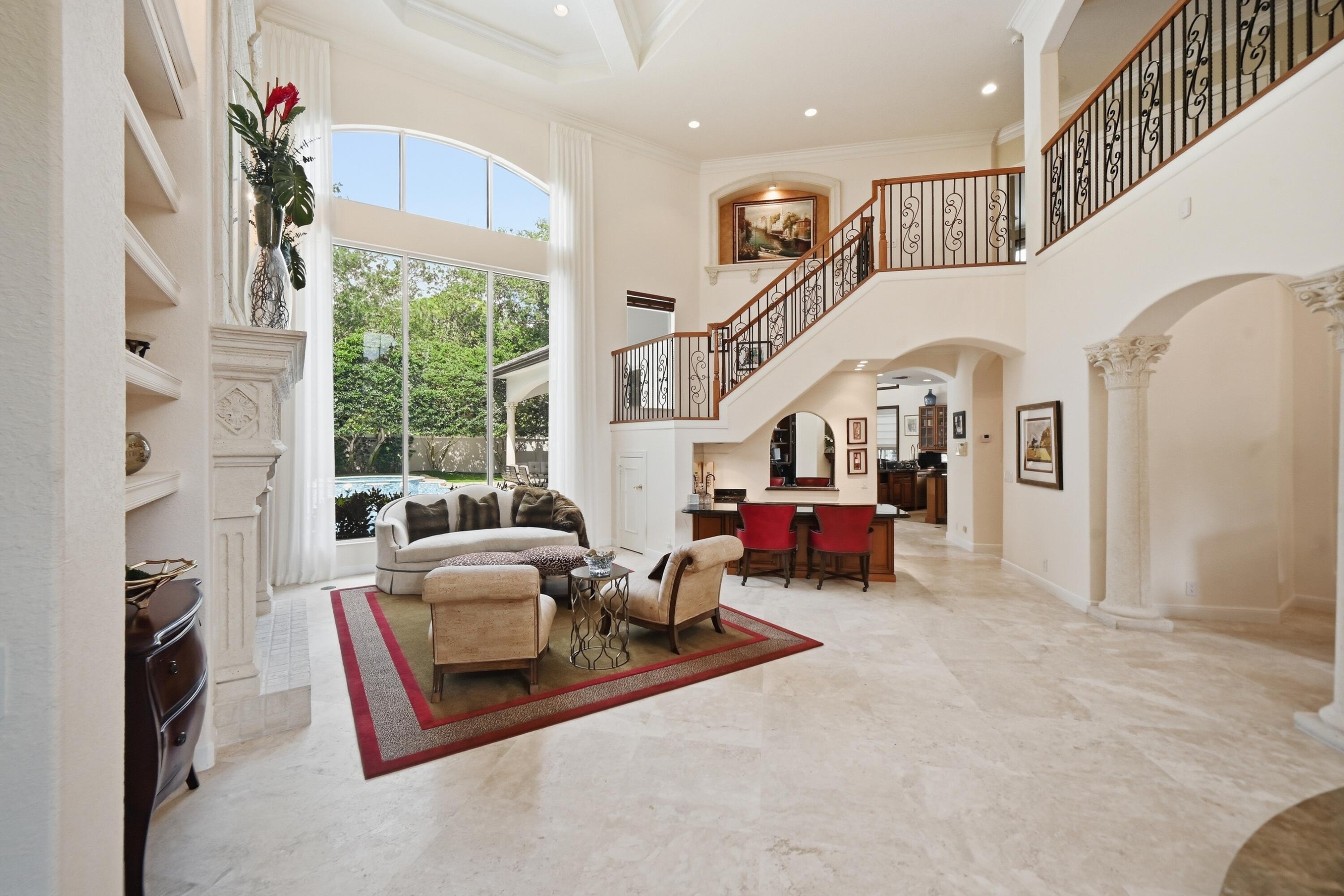 2425 NW 49th Lane