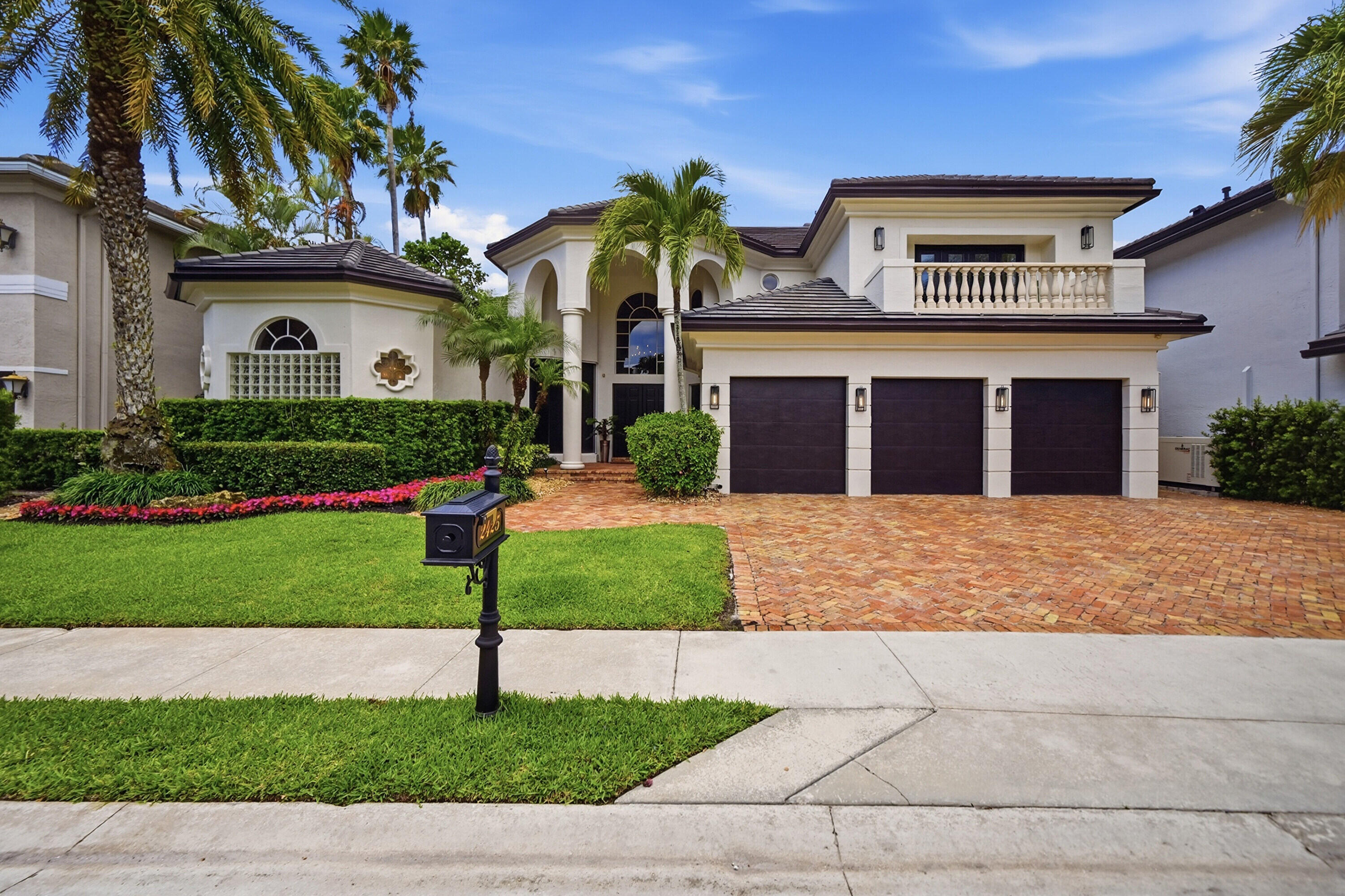 2425 NW 49th Lane