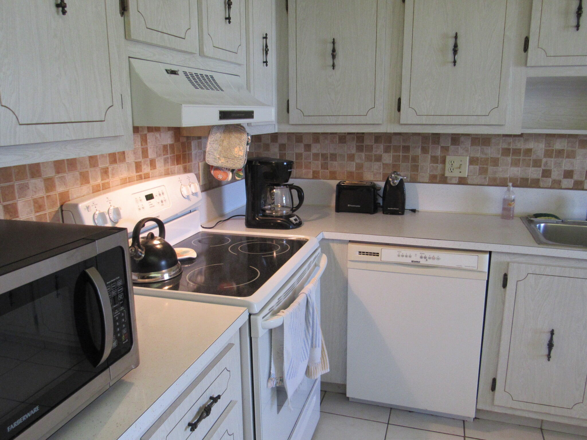 1830 NW 18th Street 201