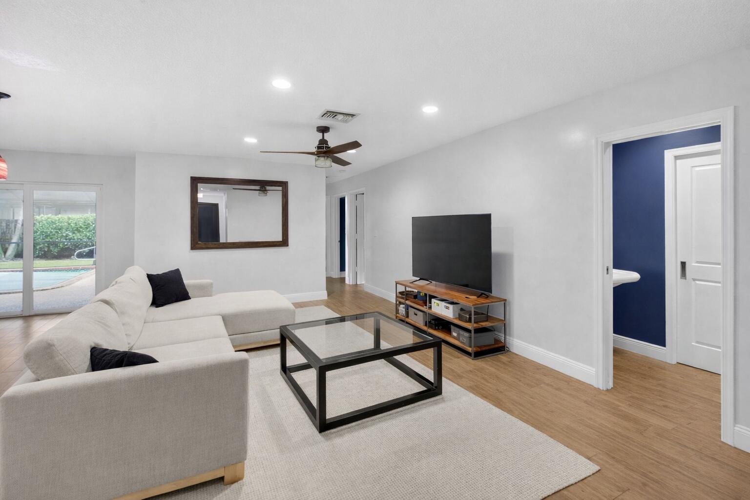 650 SW 16th Street