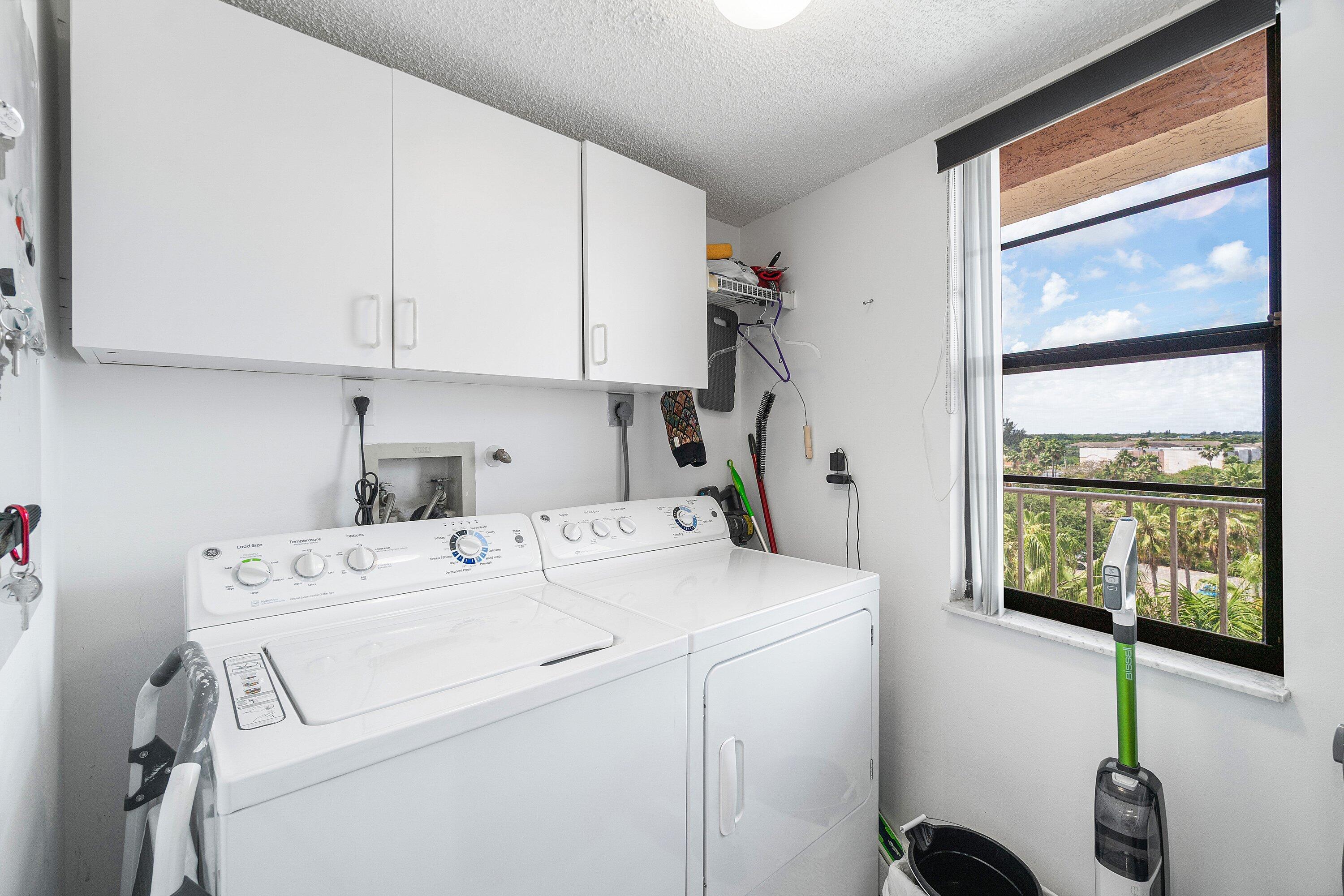 7360 S Oriole Boulevard 801