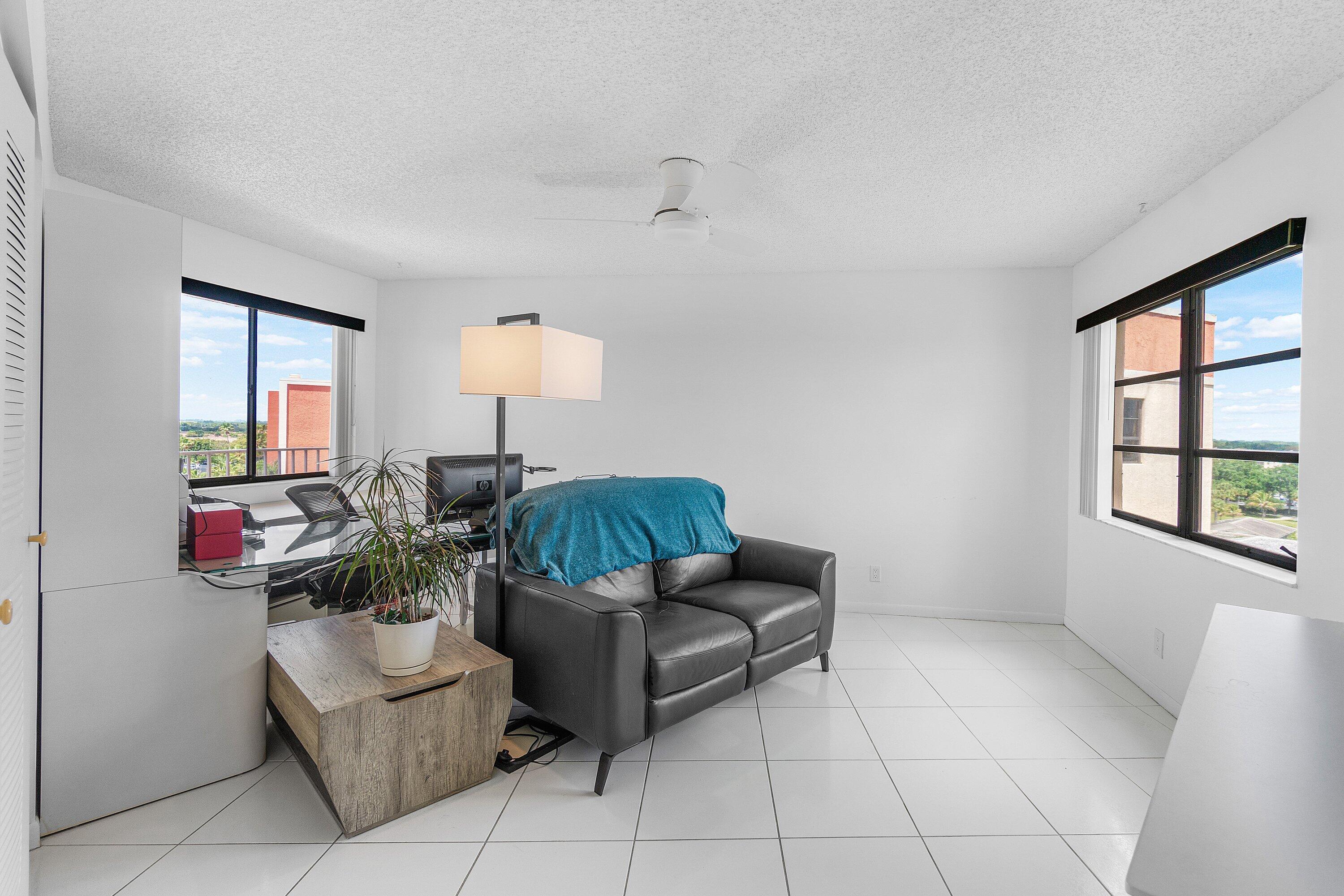7360 S Oriole Boulevard 801