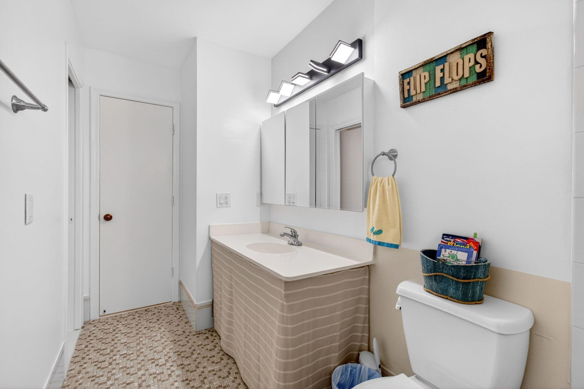 1255 NW 44th Street