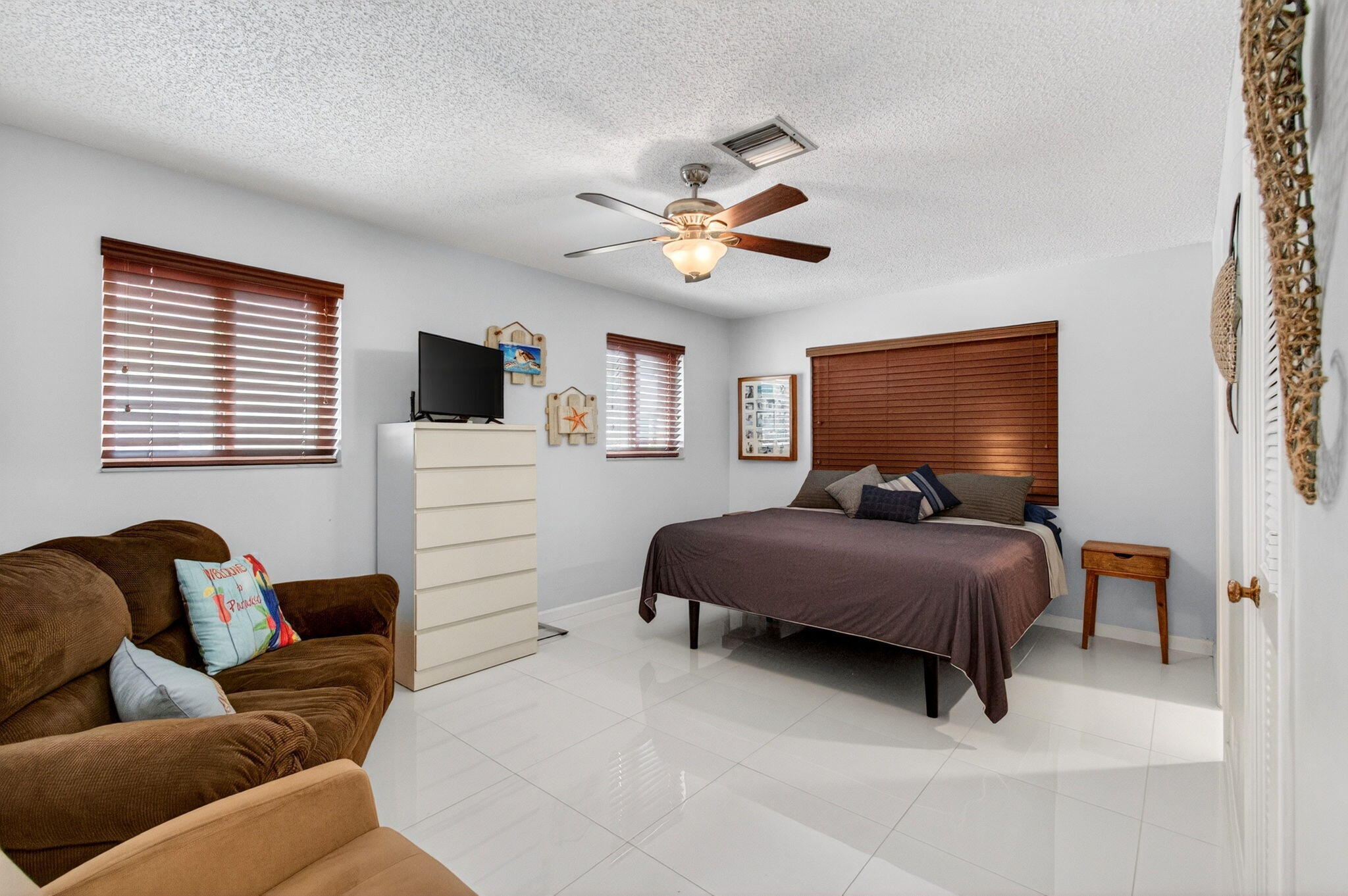 1255 NW 44th Street