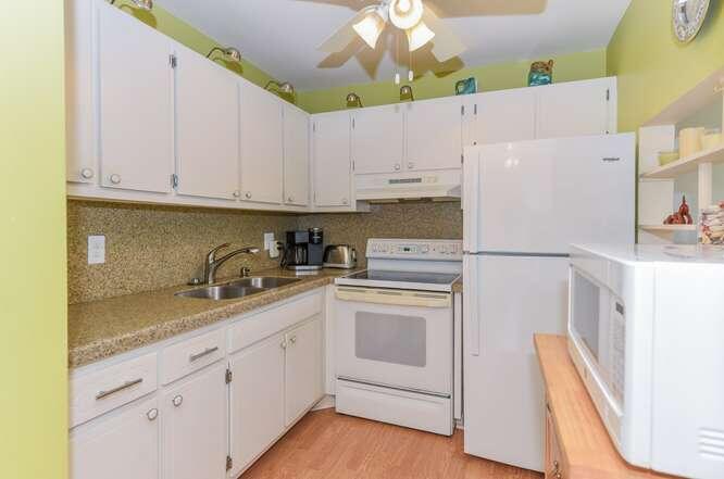3362 Cynthia Lane 111