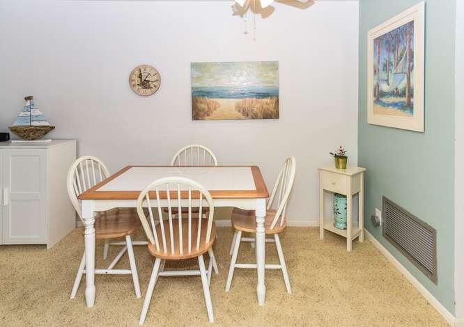 3362 Cynthia Lane 111