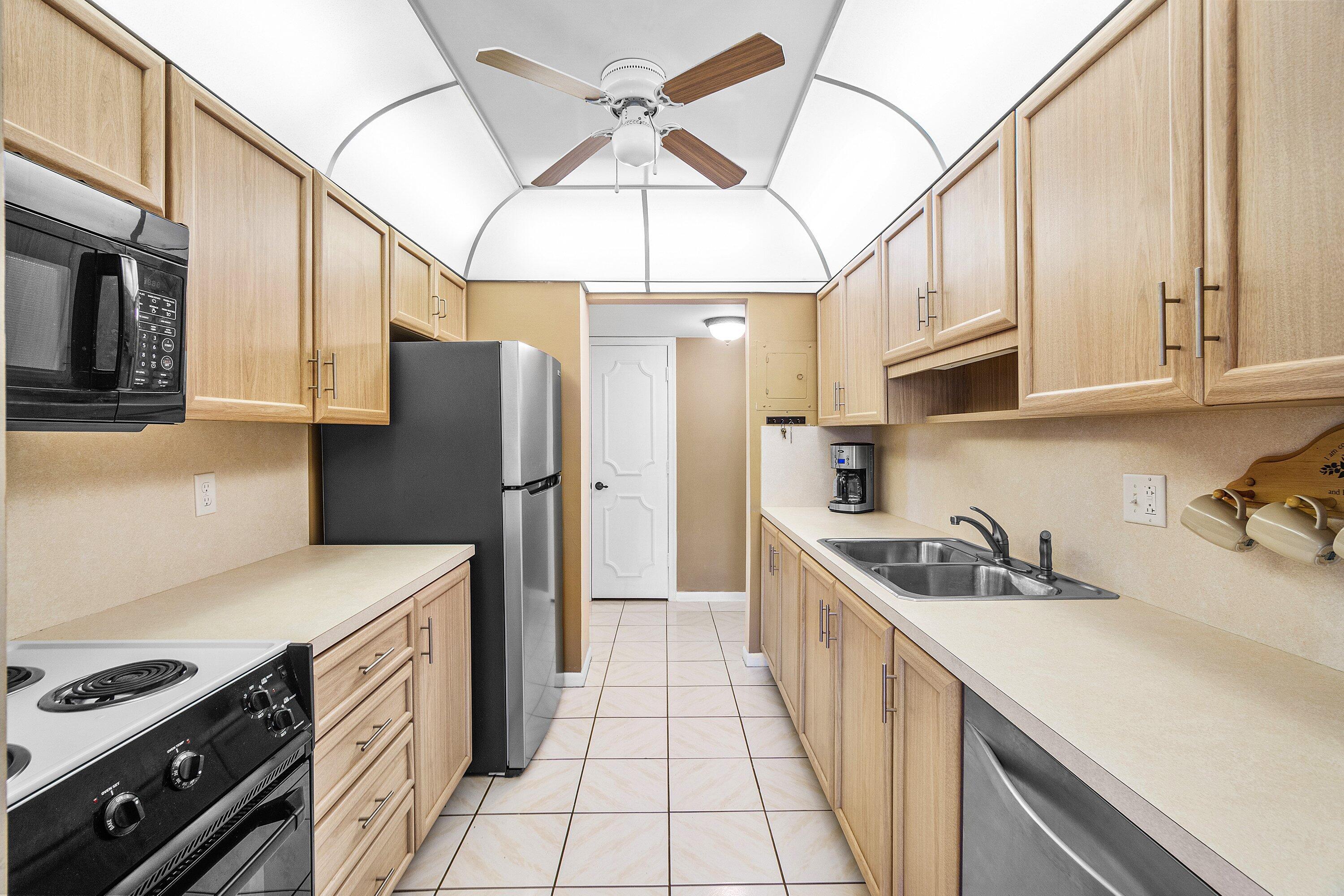 1111 S Ocean Boulevard 413