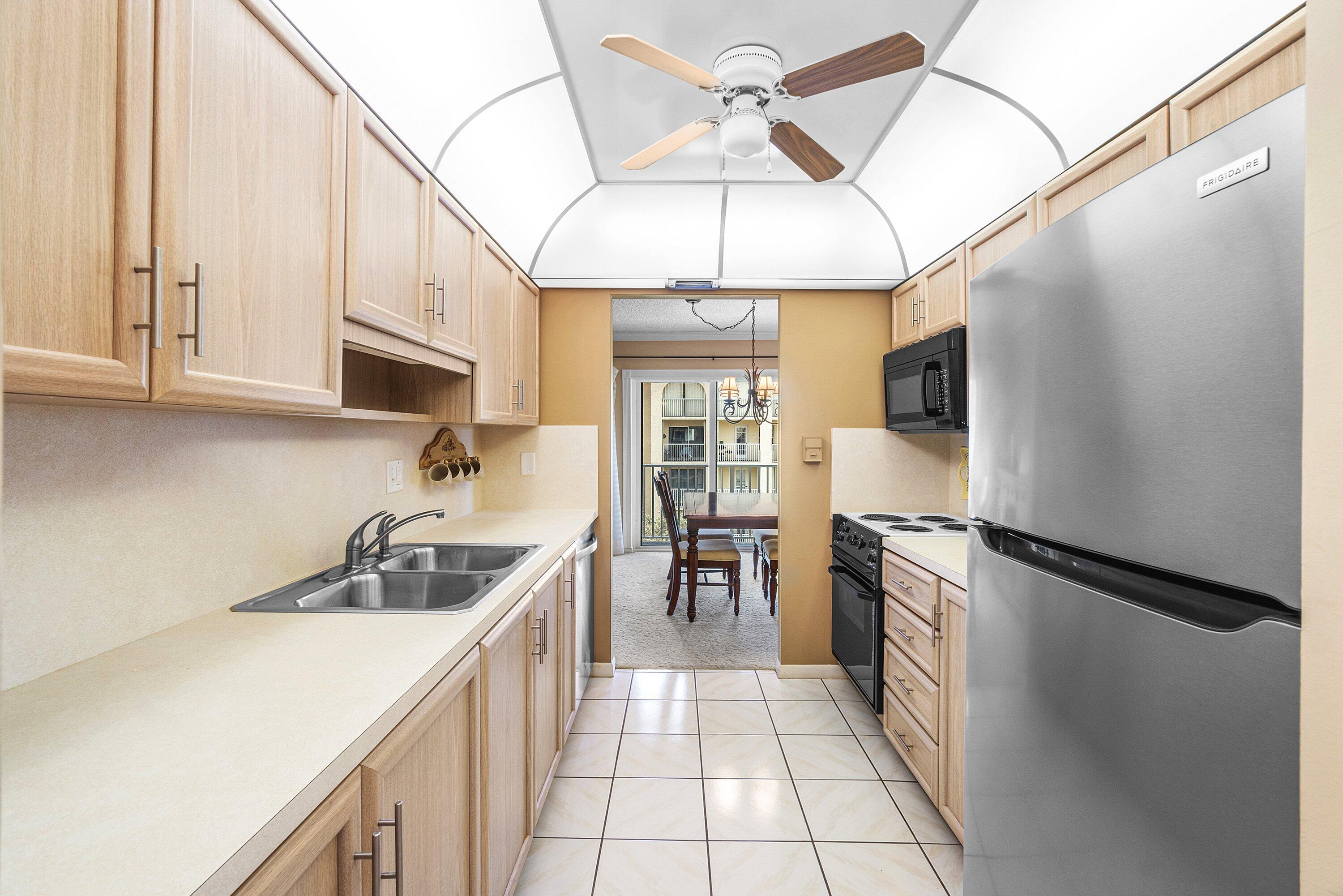 1111 S Ocean Boulevard 413