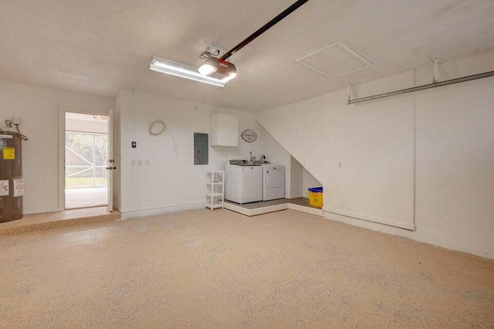 10758 Lake Jasmine Drive