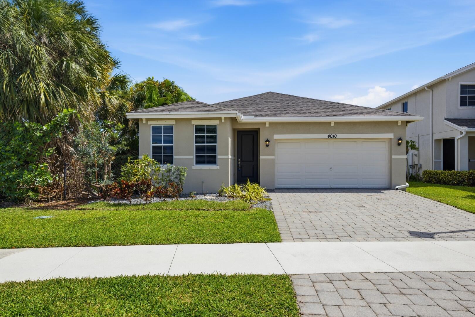 4010 Tomoka Drive