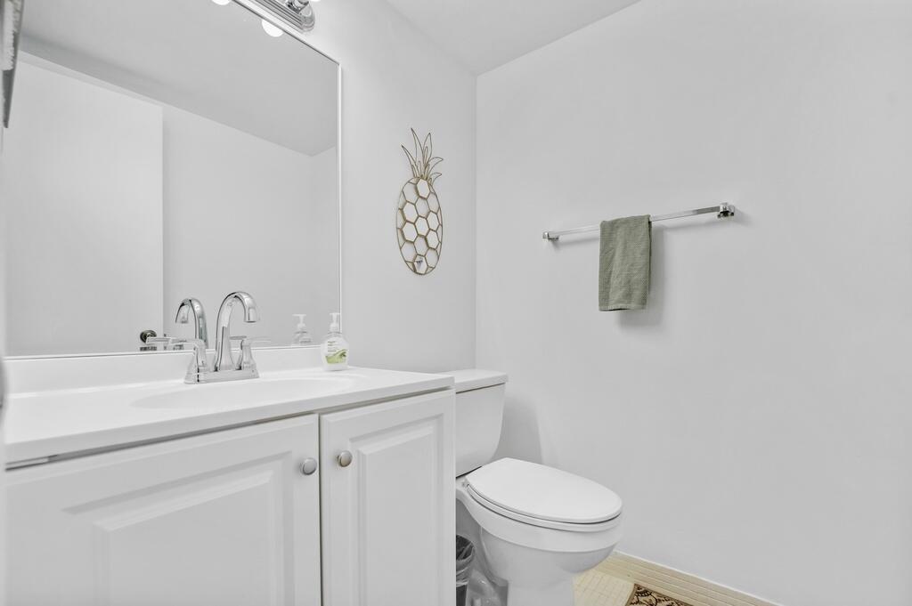 8280 SW 24th Street 7210