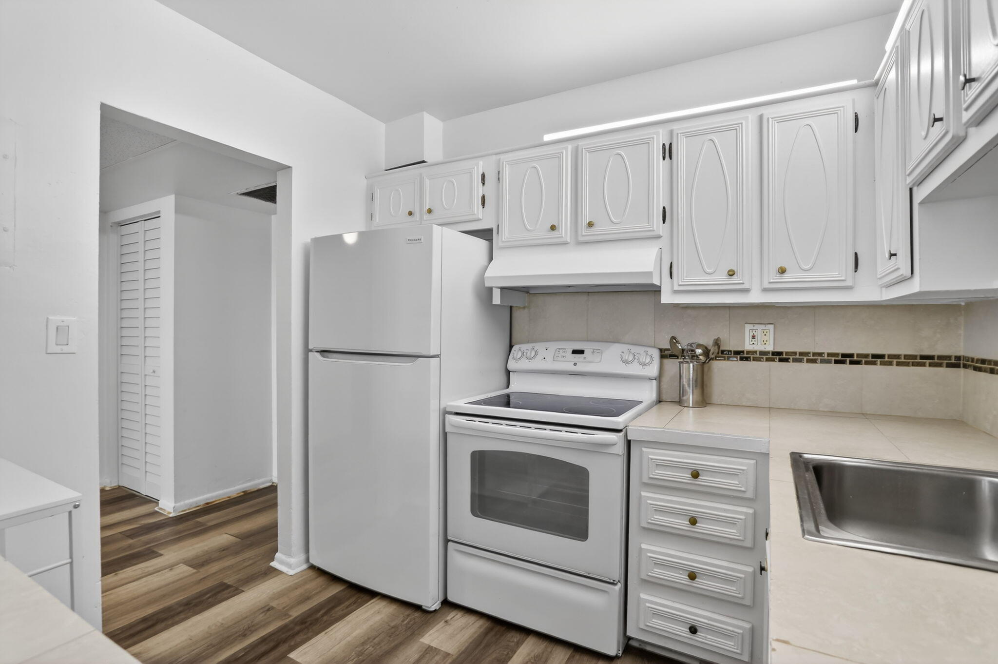 375 SW 56th Avenue 103