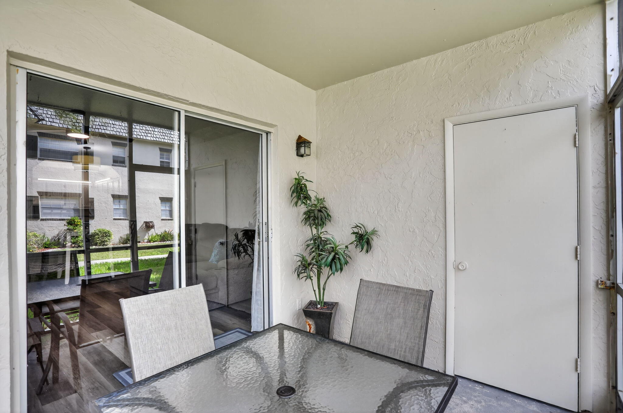 375 SW 56th Avenue 103
