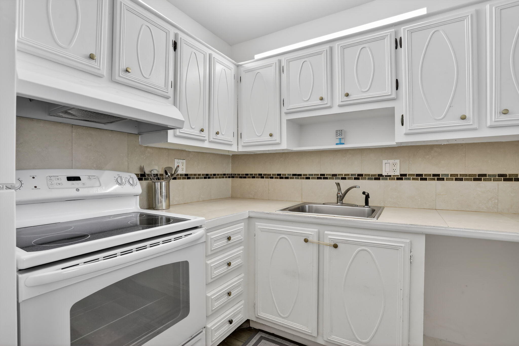 375 SW 56th Avenue 103