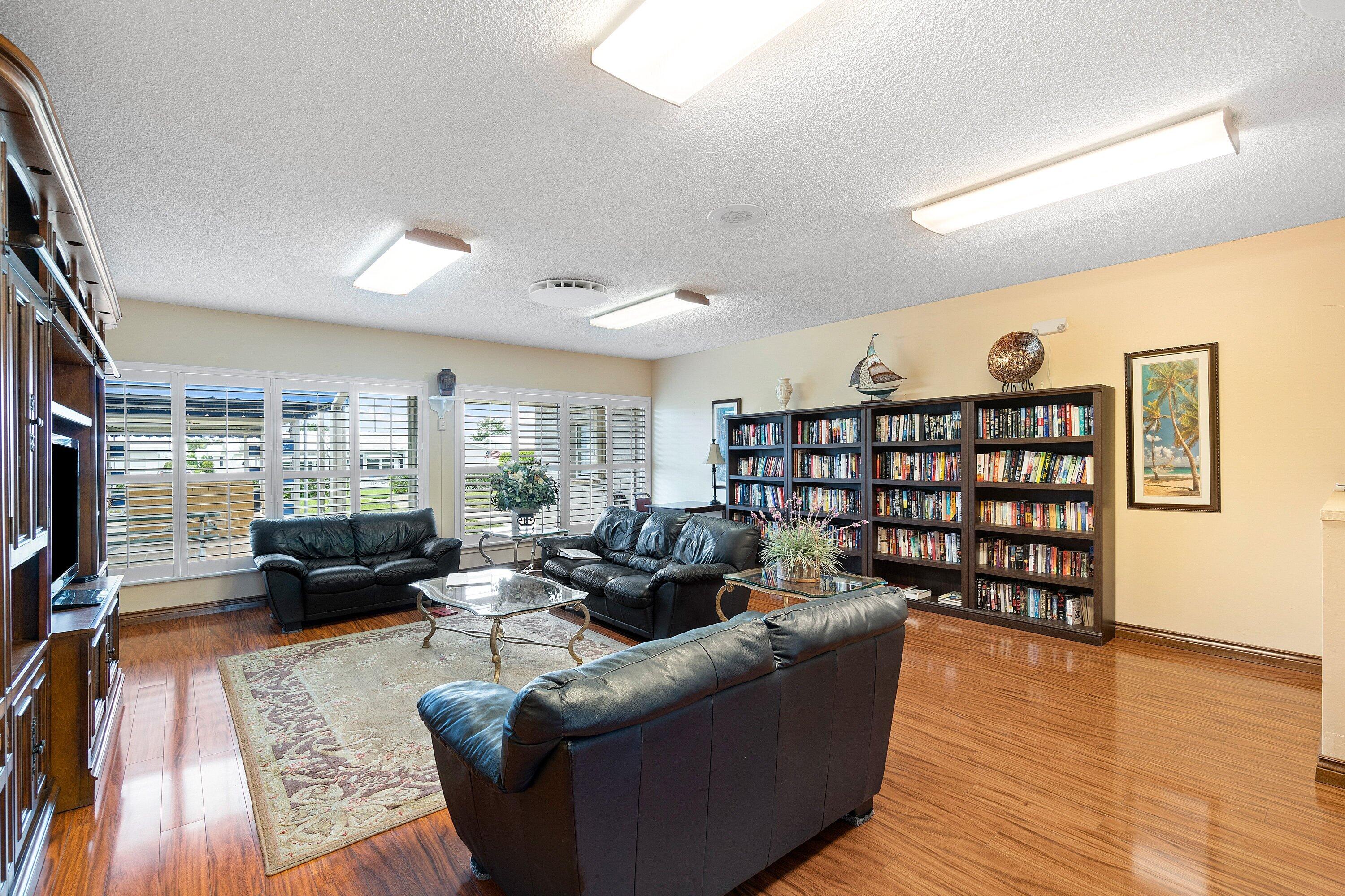 1118 Lake Terrace 217 H