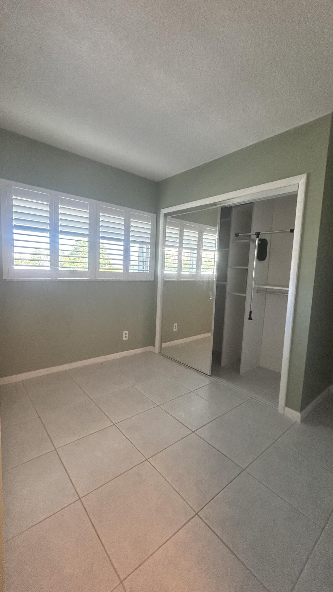 1118 Lake Terrace 217 H