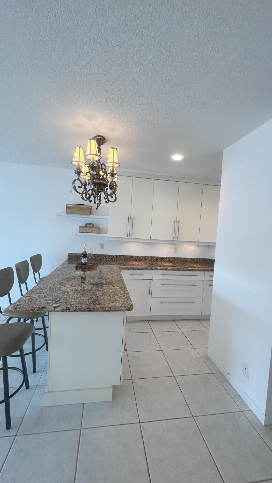 1118 Lake Terrace 217 H